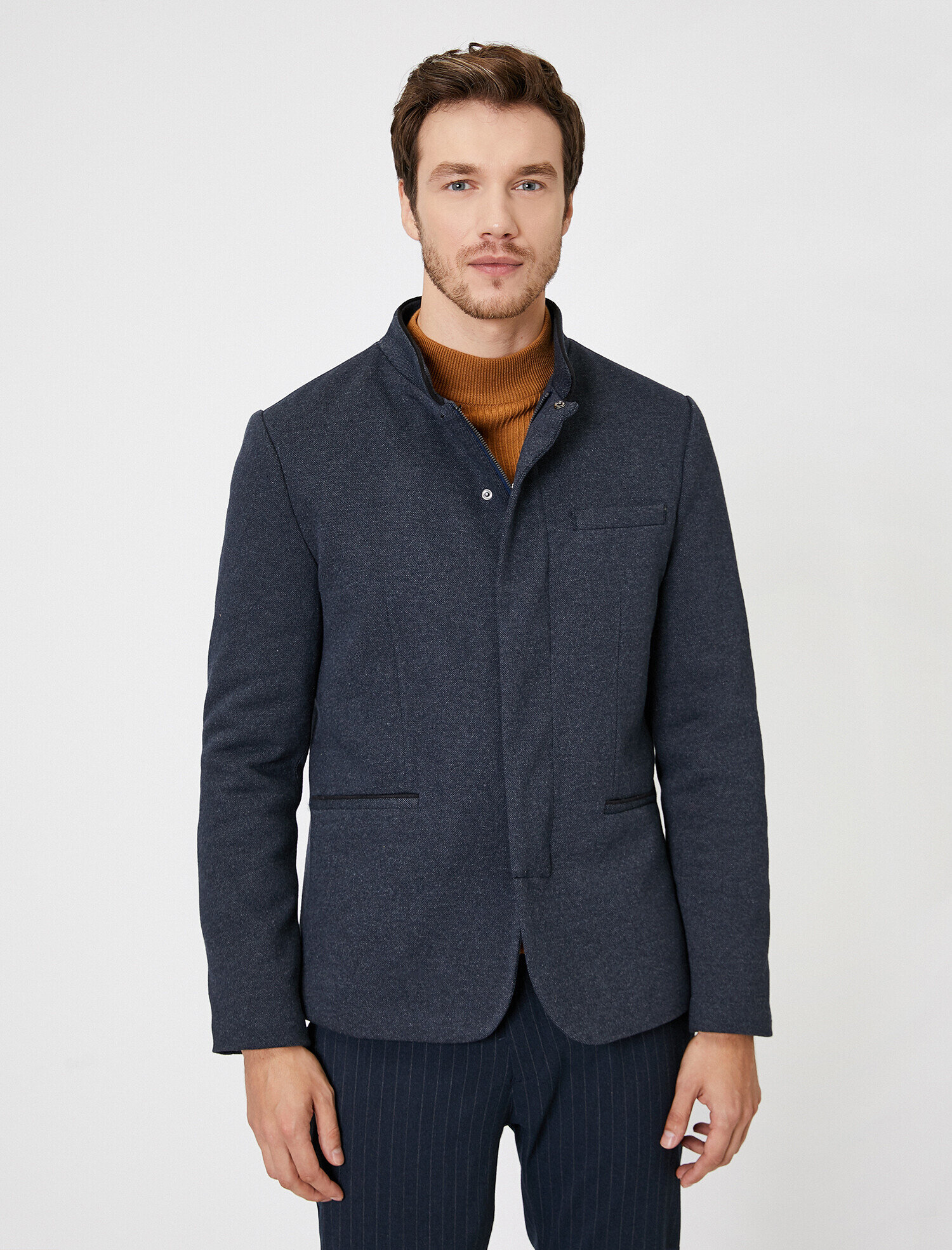 Fermuar Detaylı Ceket