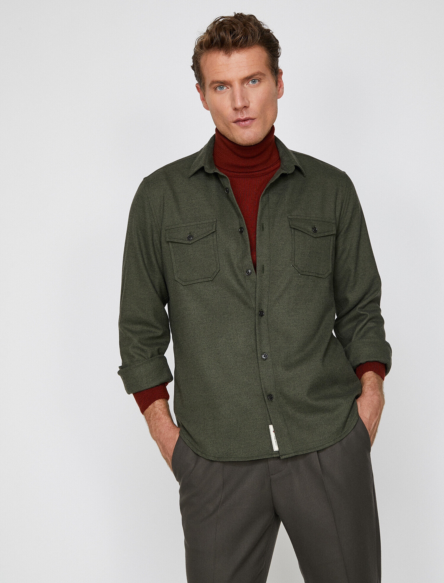 Cep Detaylı Gömlek