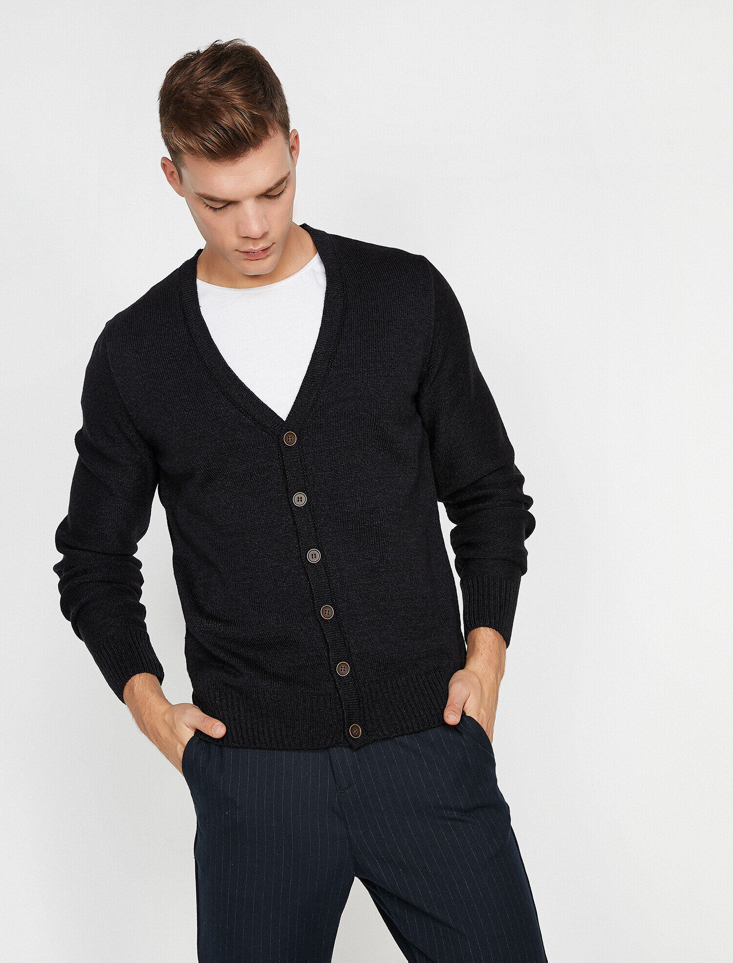   Düğme Detaylı Triko Hırka