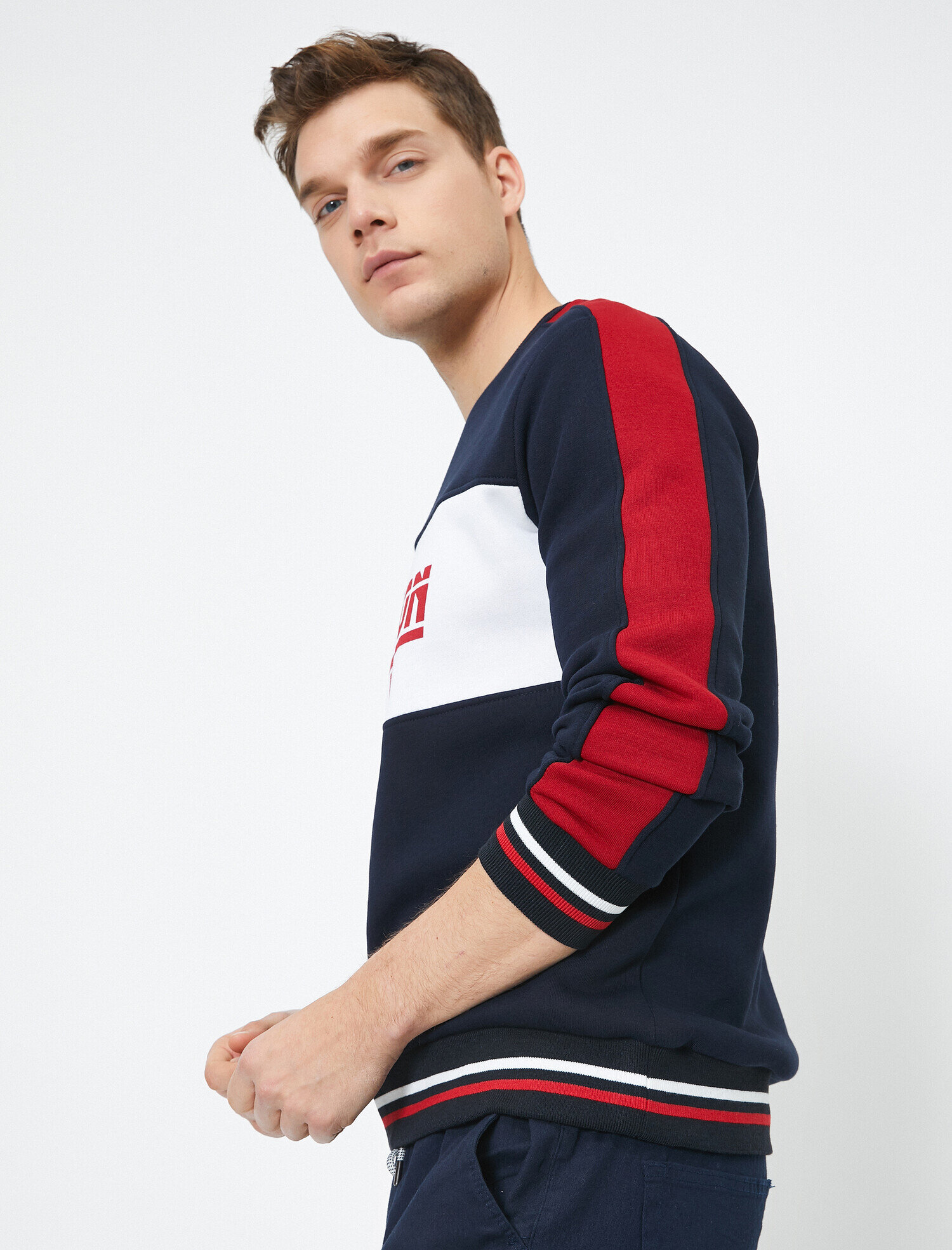   Bisiklet Yaka Uzun Kollu Baskılı Sweatshirt