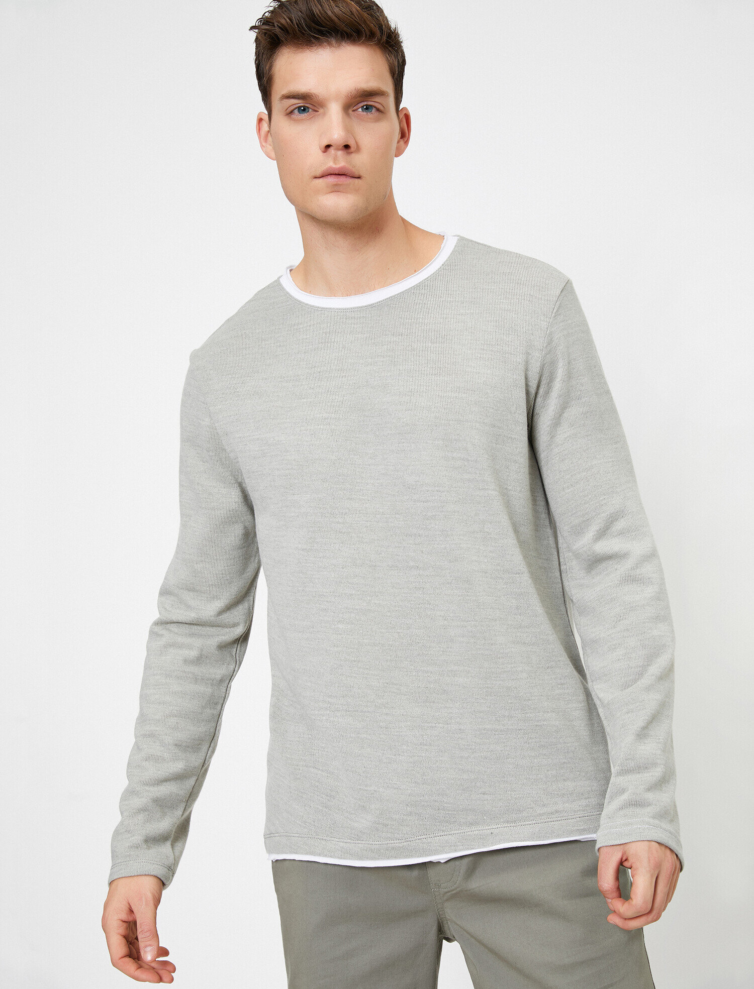   Bisiklet Yaka Tişört Detaylı Slim Fit Kazak