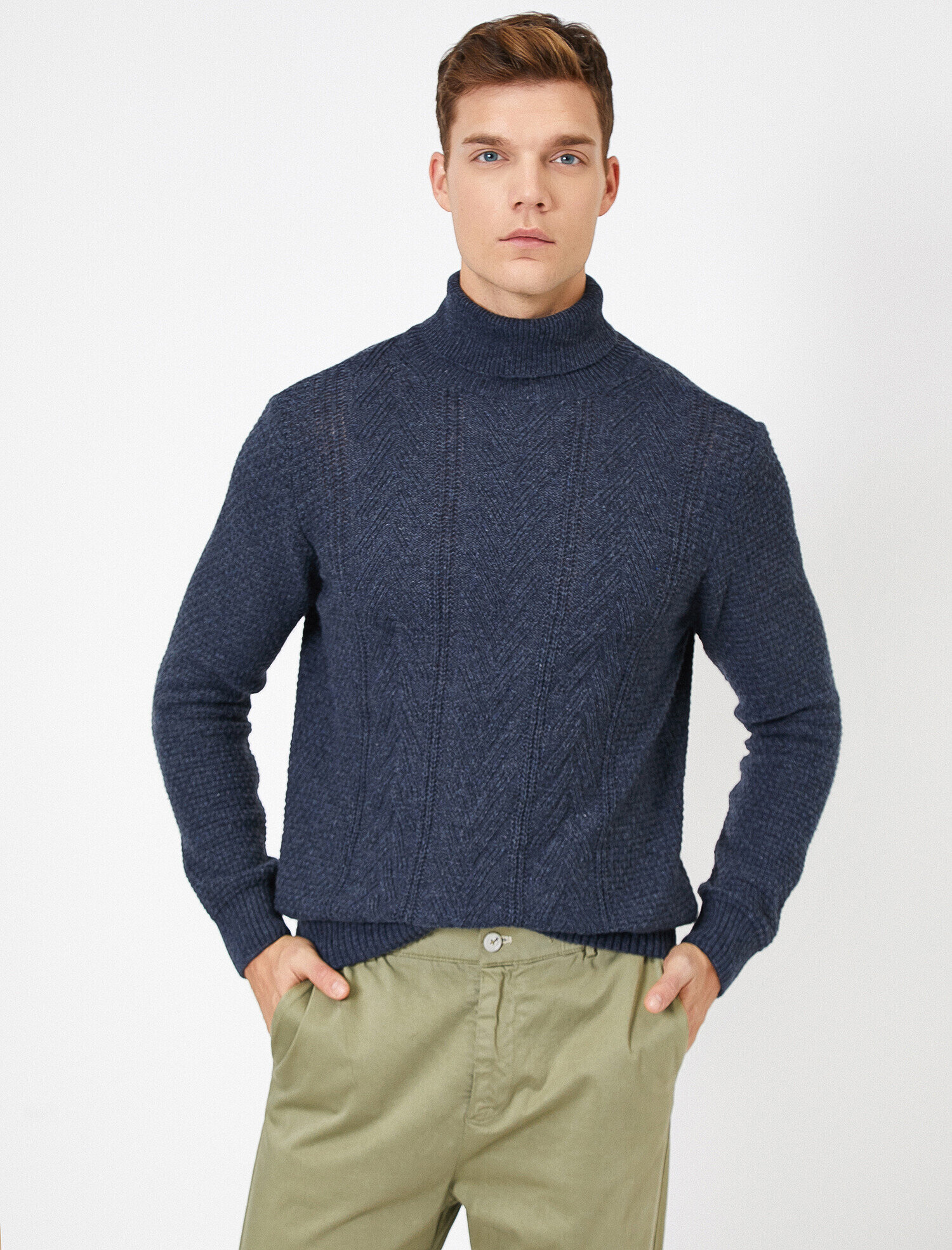   Boğazlı Triko Kazak