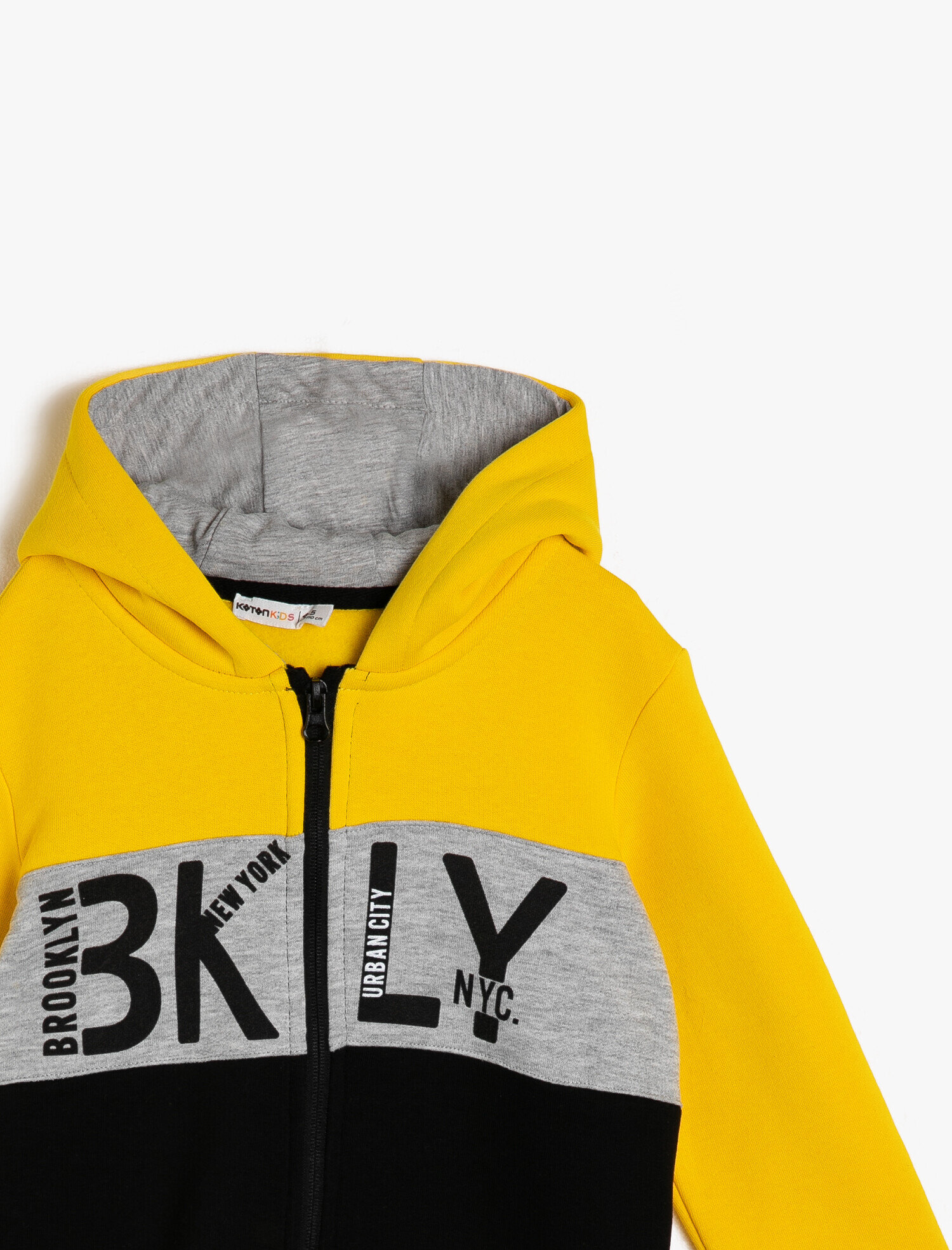  Erkek Çocuk Fermuar Detaylı Sweatshirt