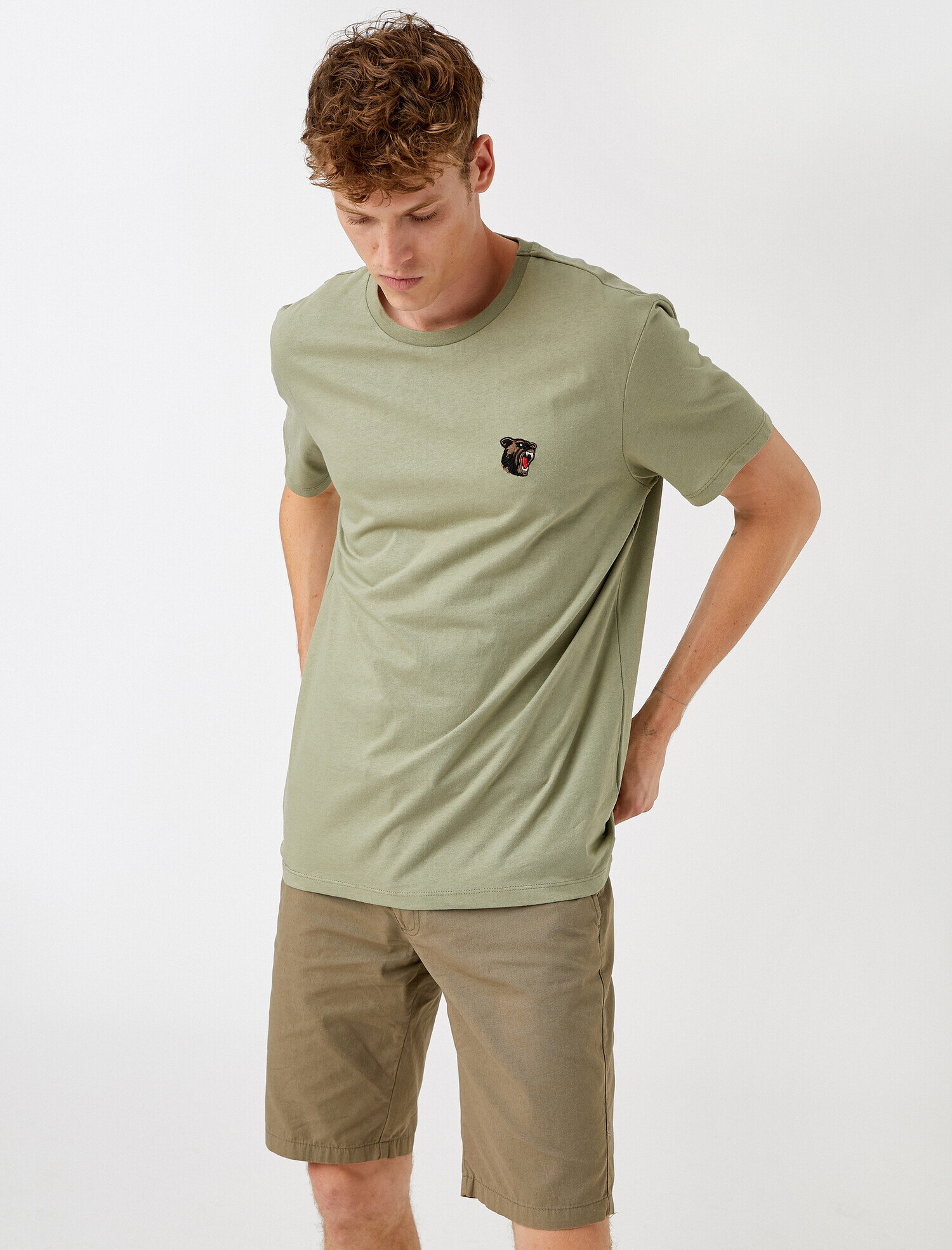   Minimal Nakışlı Tişört