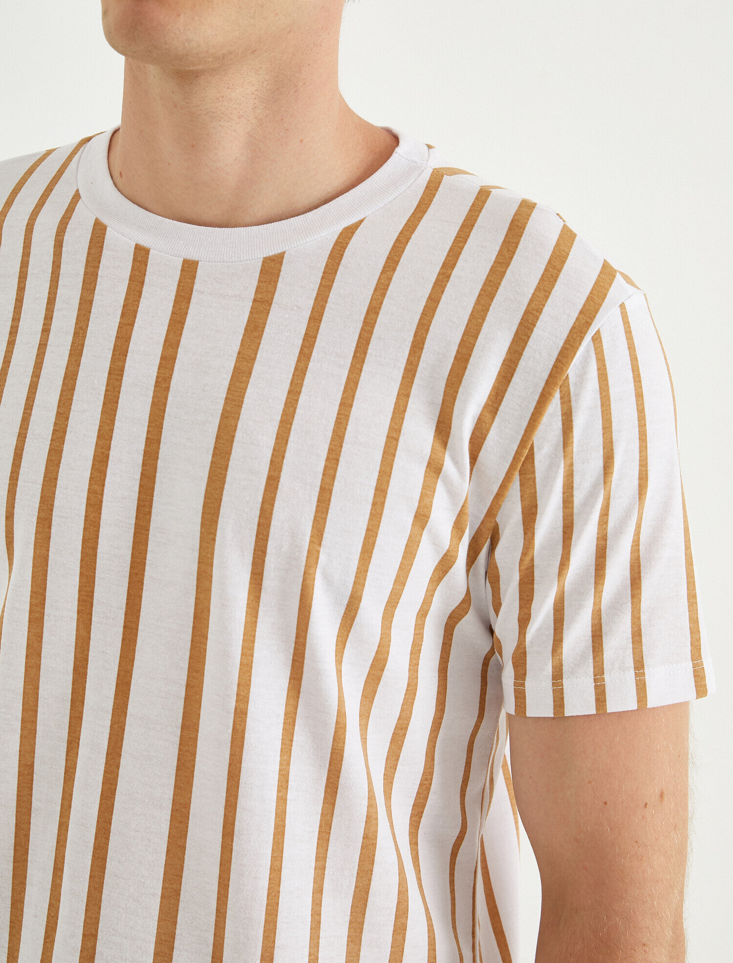   Çizgili Basic Tişört