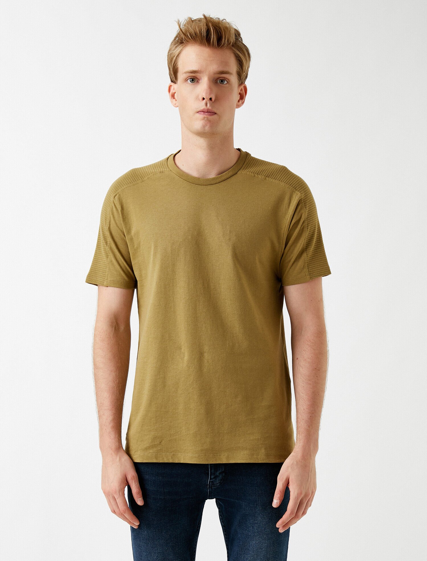   Slim Fit Basic Tişört Pamuklu