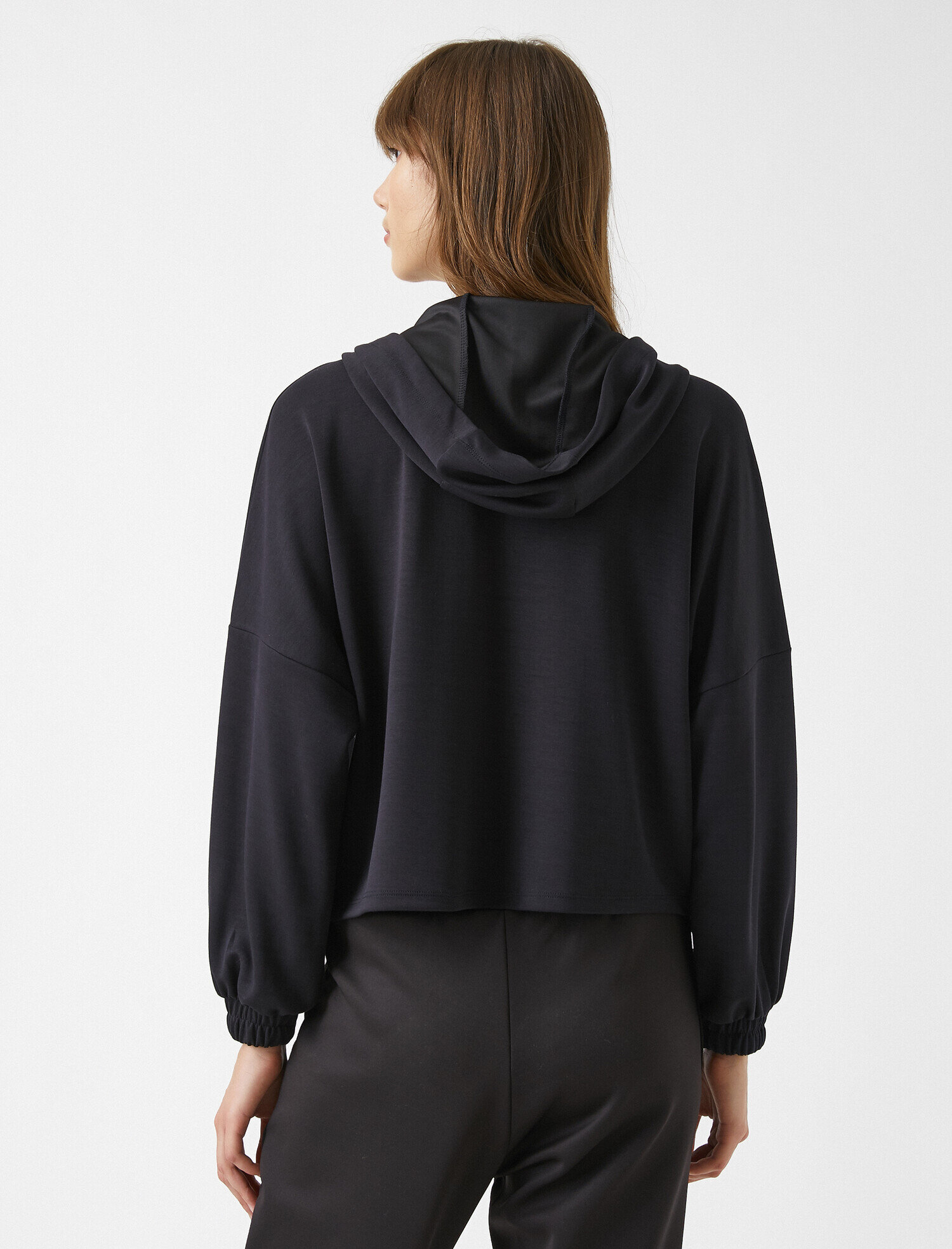 Kapüşonlu Sweatshirt Yakası Düğmeli