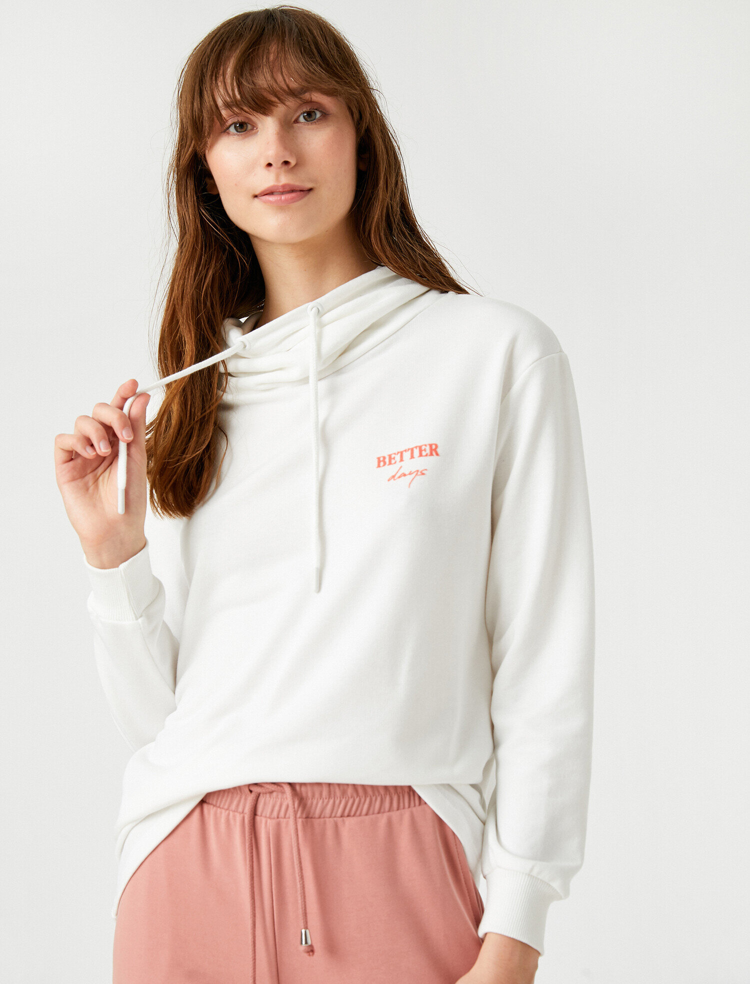   Uzun Kollu Kapüşonlu Yazı Baskılı Sweatshirt