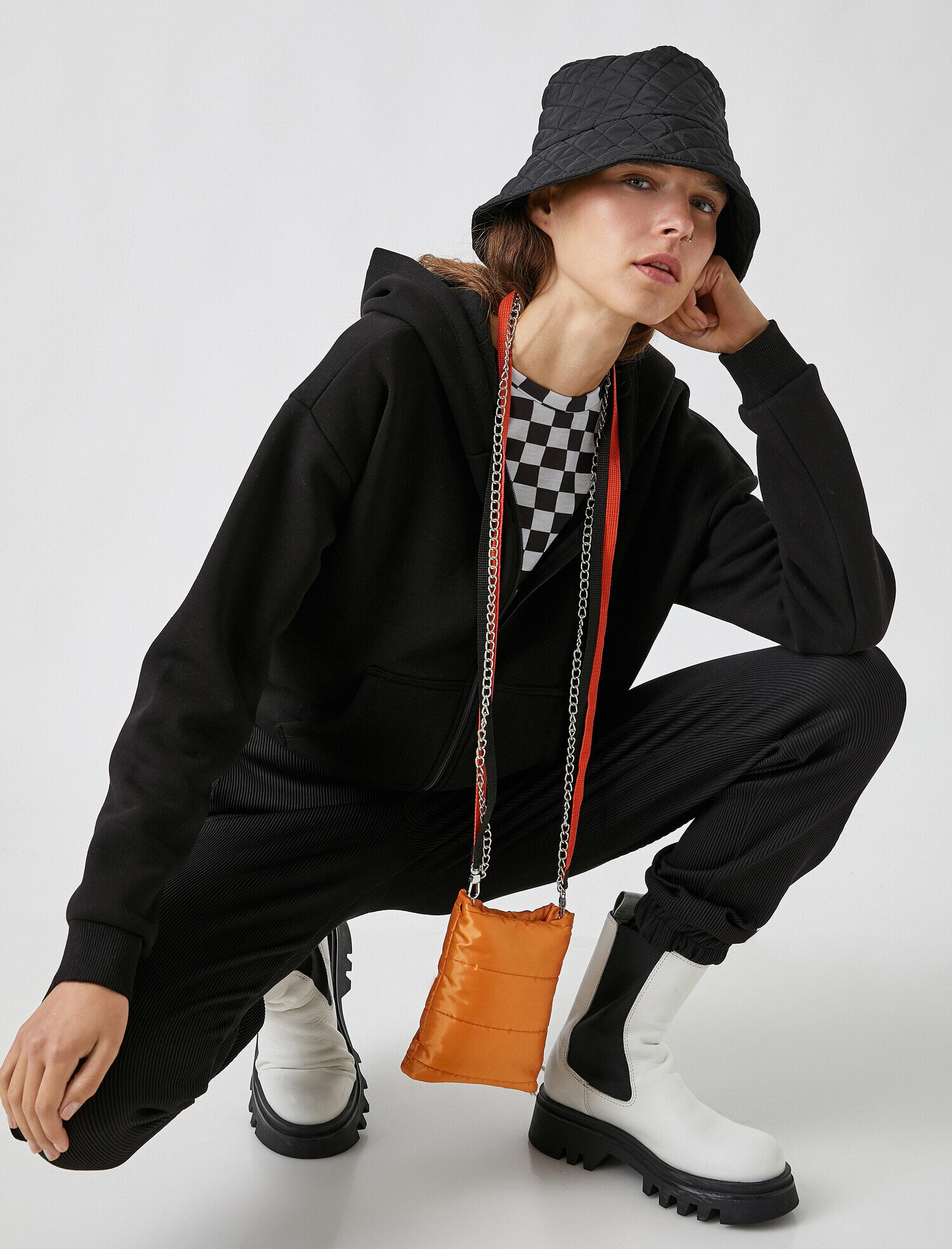  Kadın Şişme Çanta