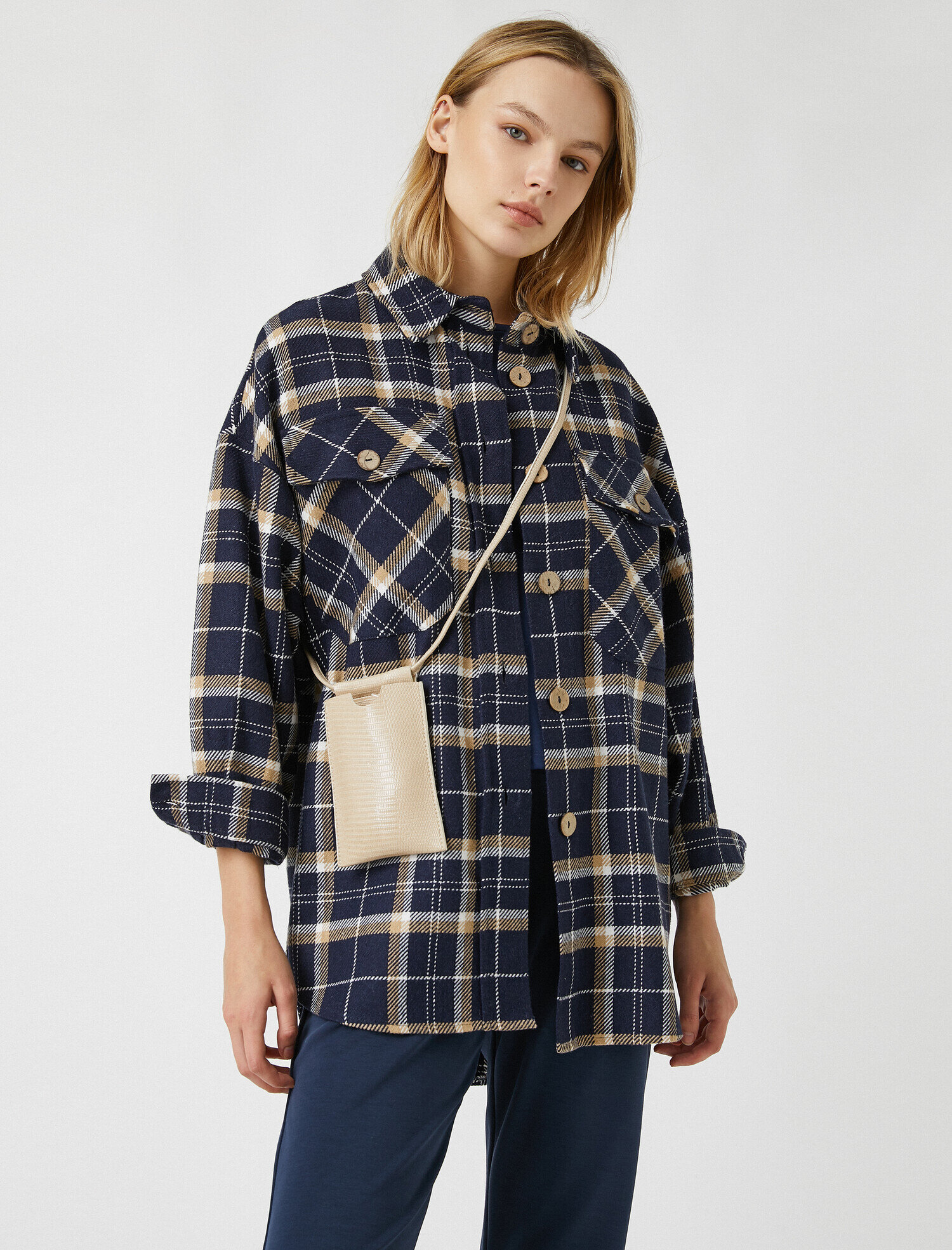  Kadın Askılı Akıllı Telefon Çantası