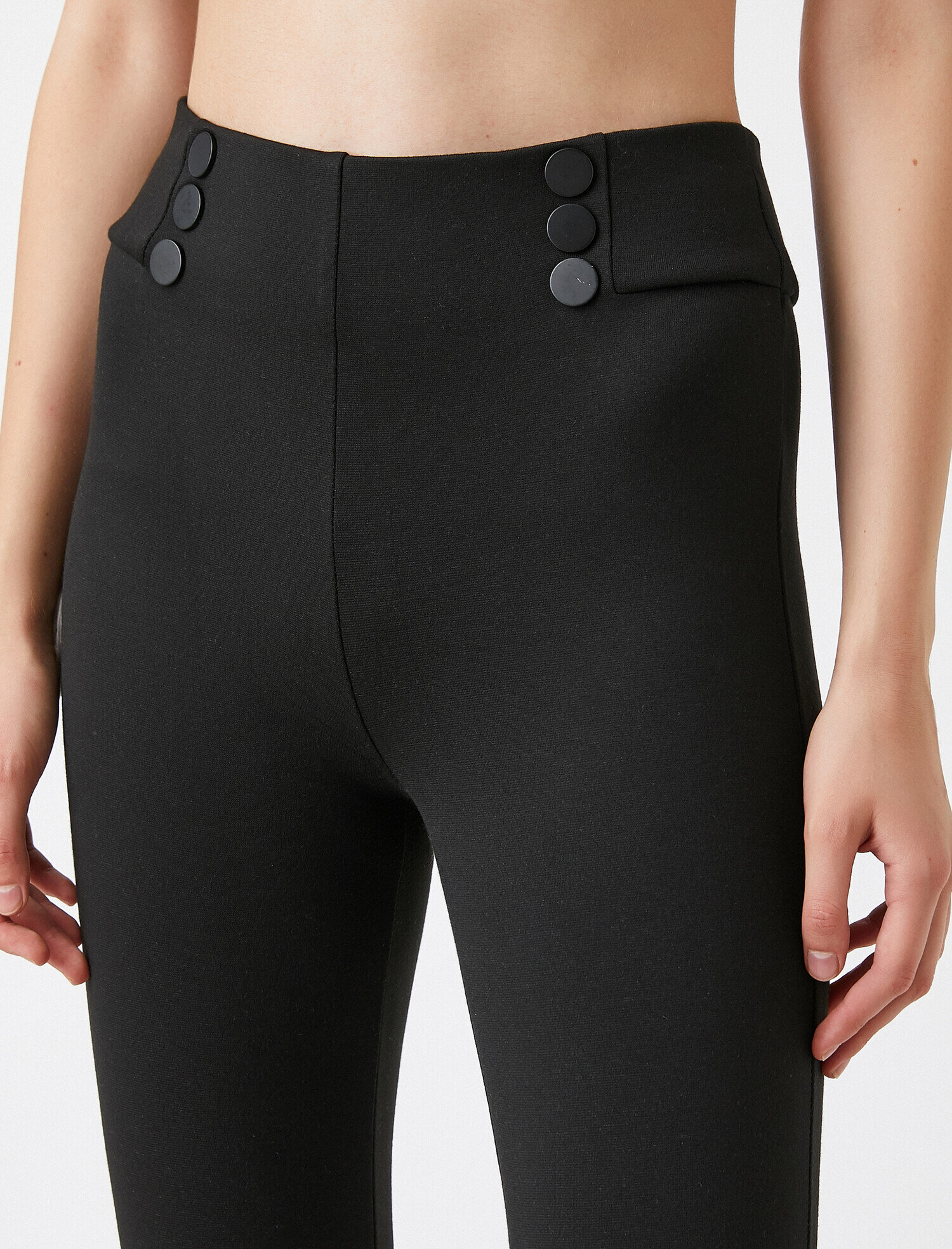   Yüksek Bel Düğme Detaylı Tayt