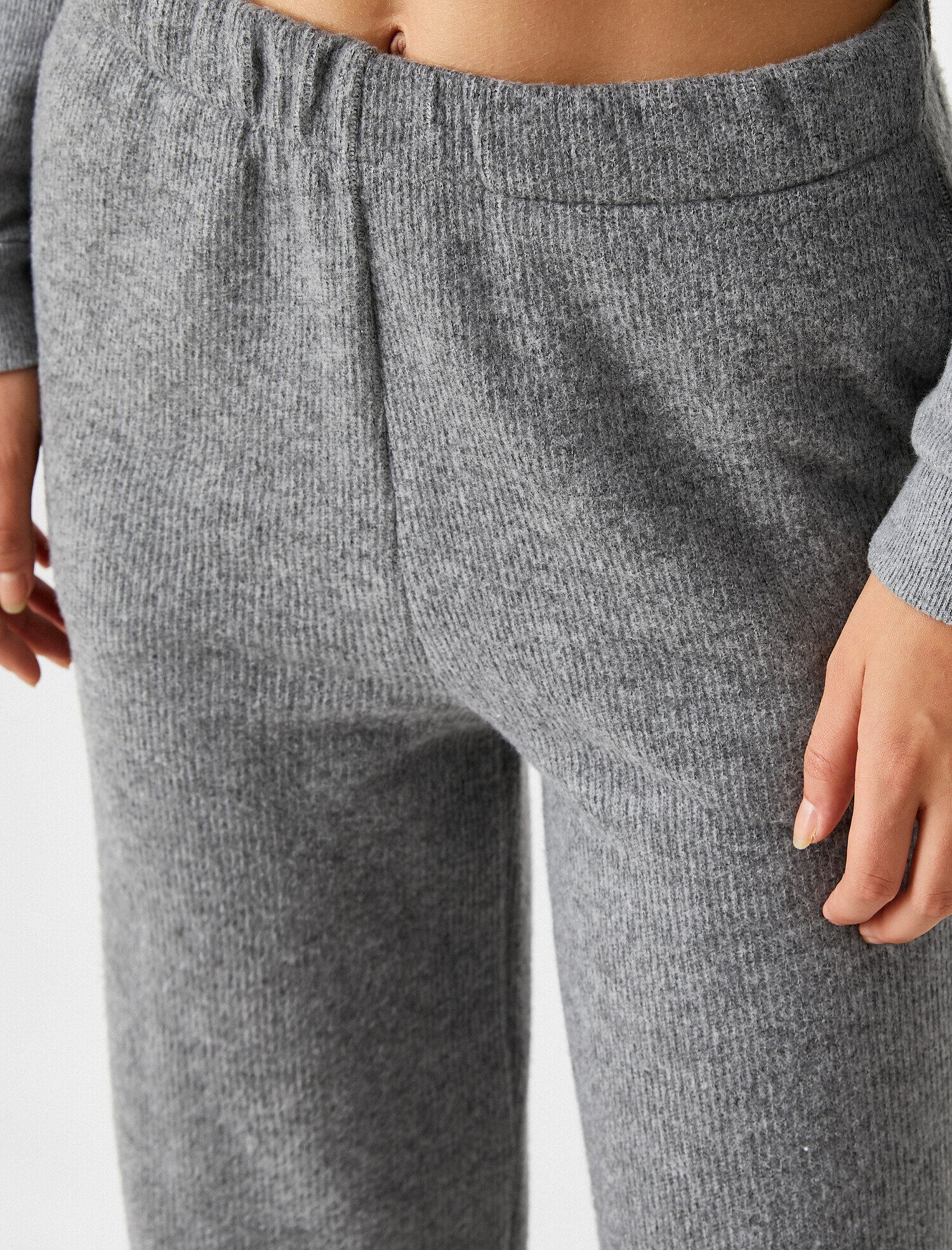 Cep Detaylı Pantolon