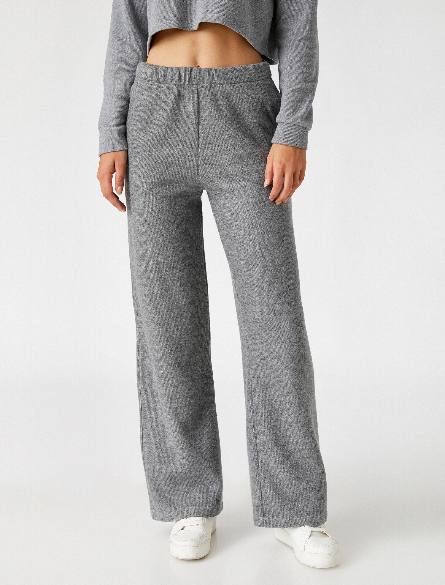 Cep Detaylı Pantolon