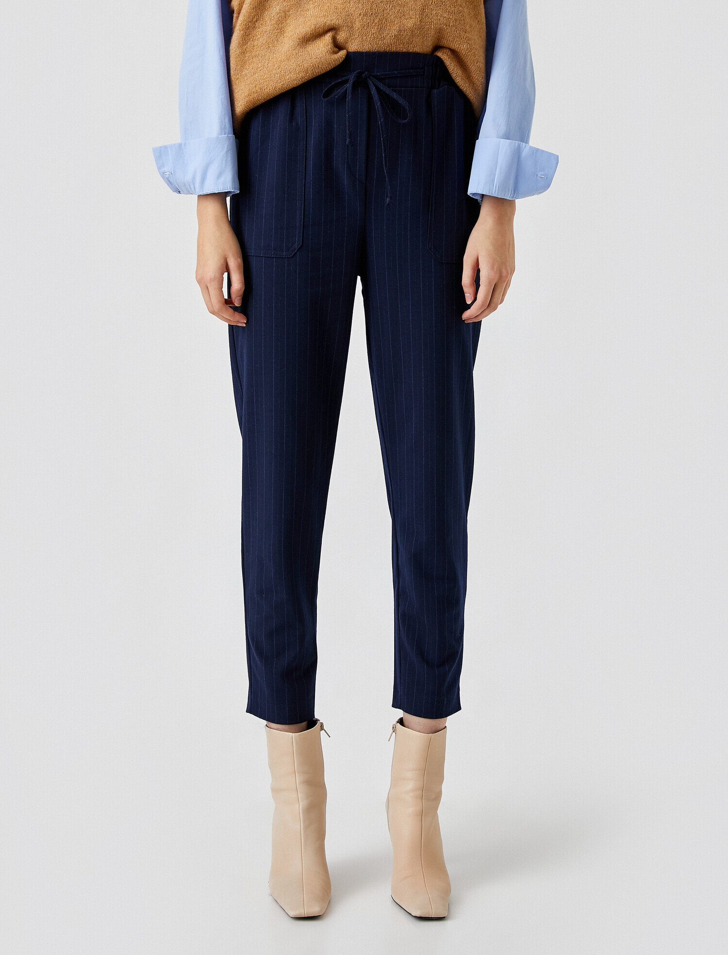   Çizgili Belden Bağlamalı Kısa Paça Pantolon Cepli