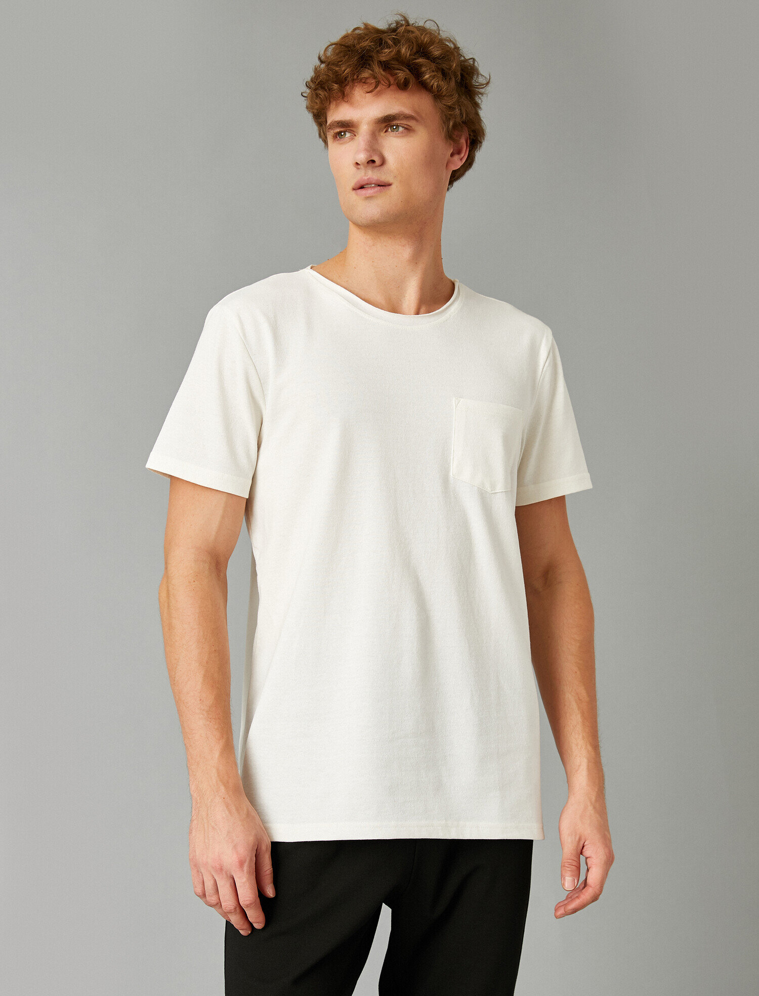   Cep Detaylı Tişört Spor