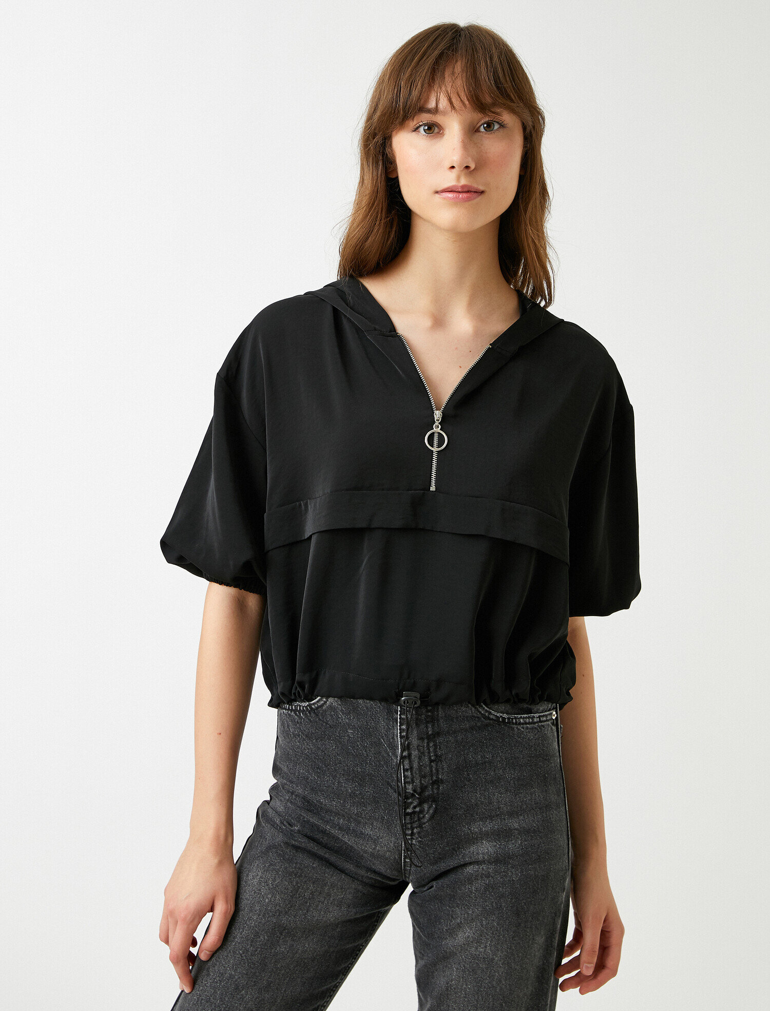   Gömlek Yaka Kısa Kollu Fermuarlı Bluz