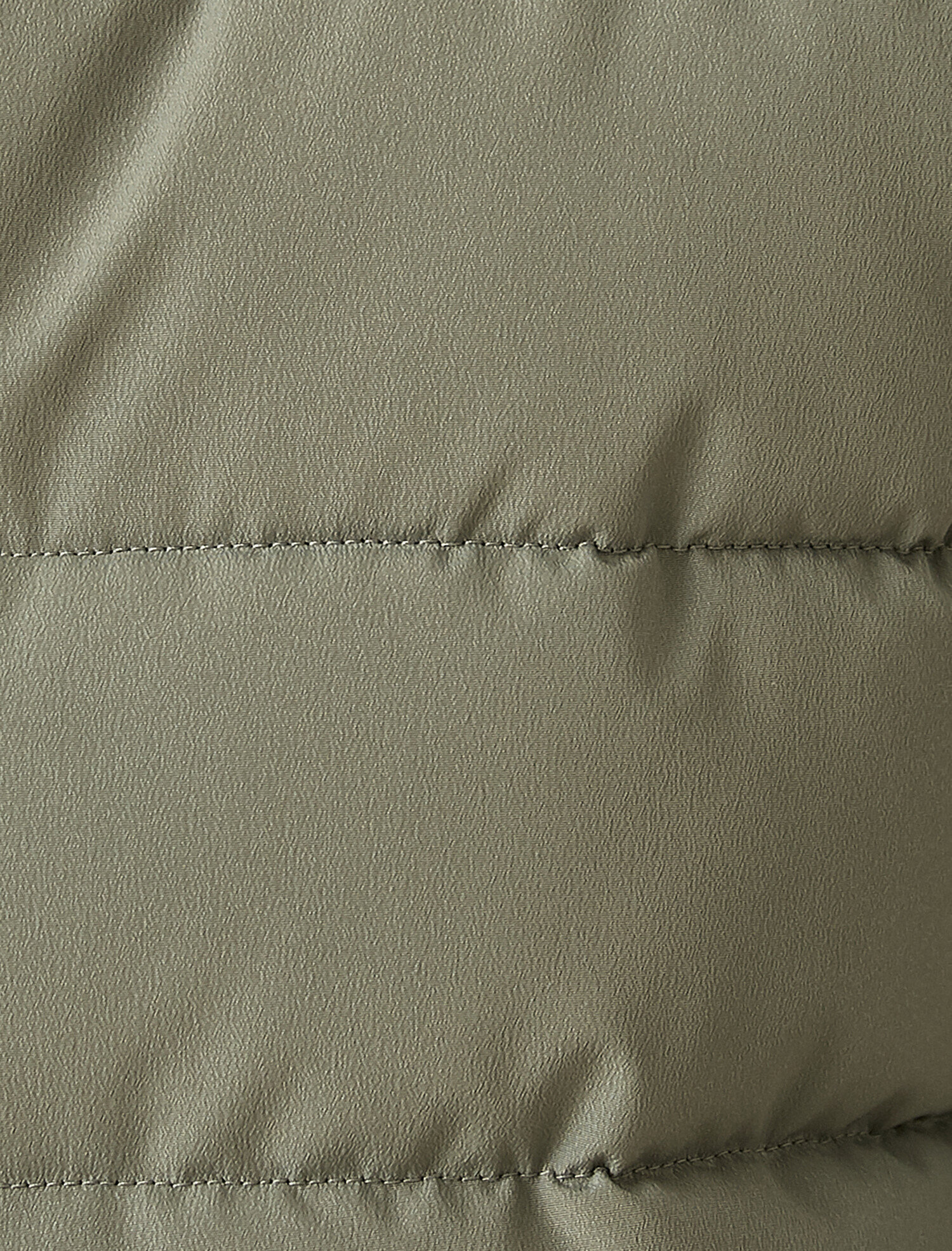   Kapşonlu Şişme Mont