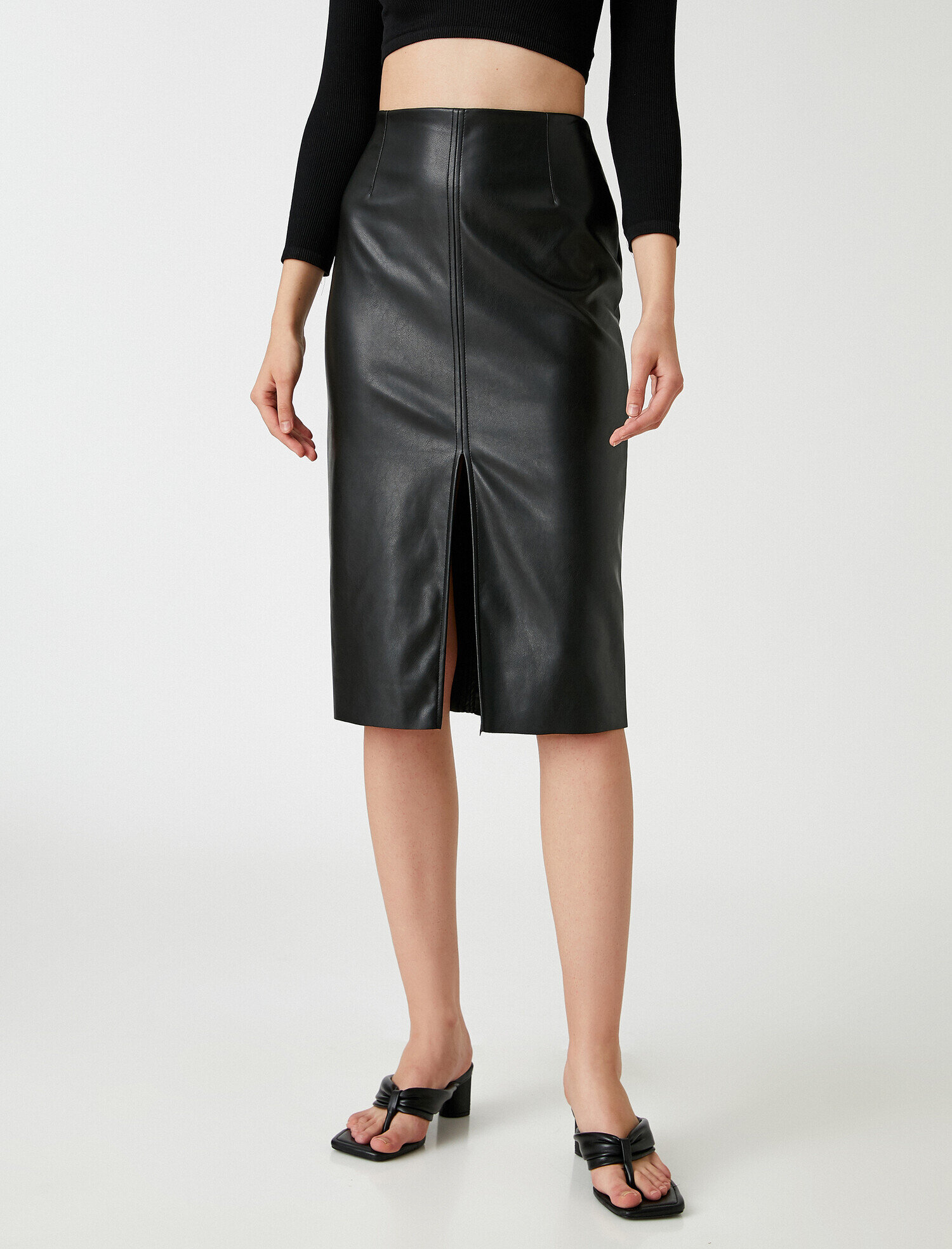   Yırtmaç Detaylı Suni Deri Etek Midi