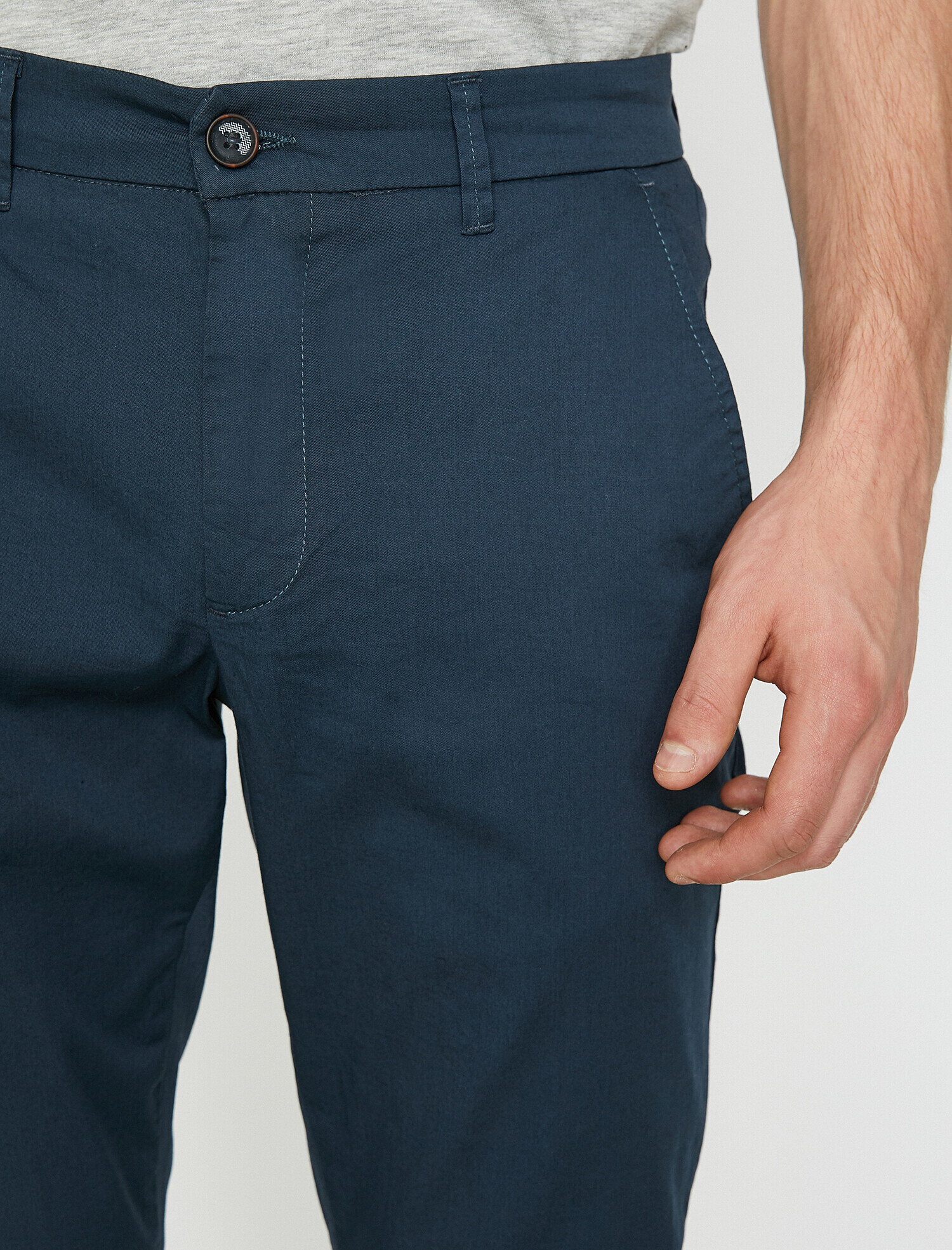 Cep Detaylı Pantolon