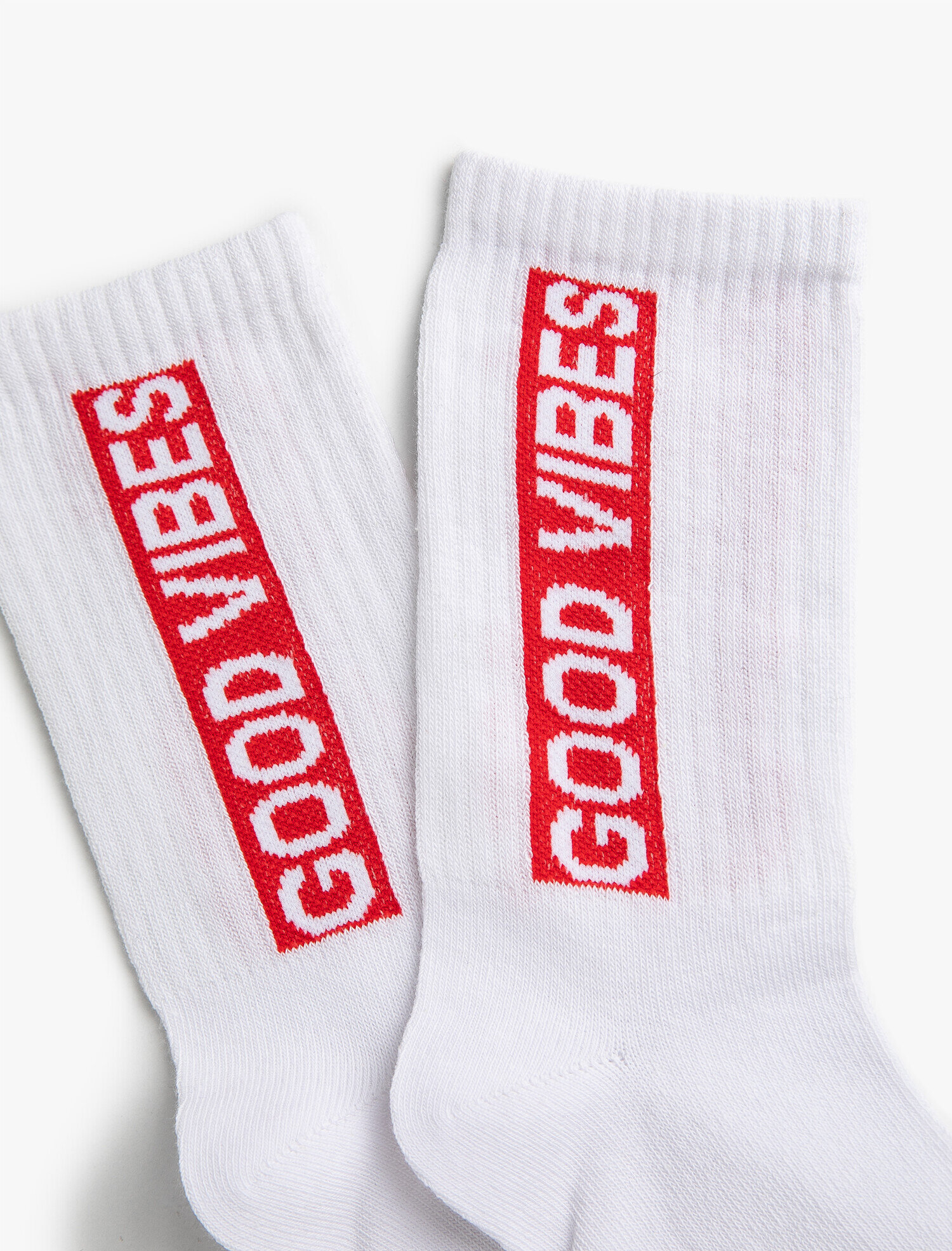  Kadın Good Vibes Baskılı Soket Çorap