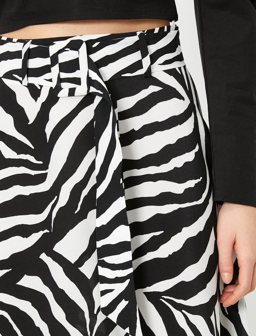   Skirtly Yours Styled by Melis Ağazat - Zebra Desenli Etek