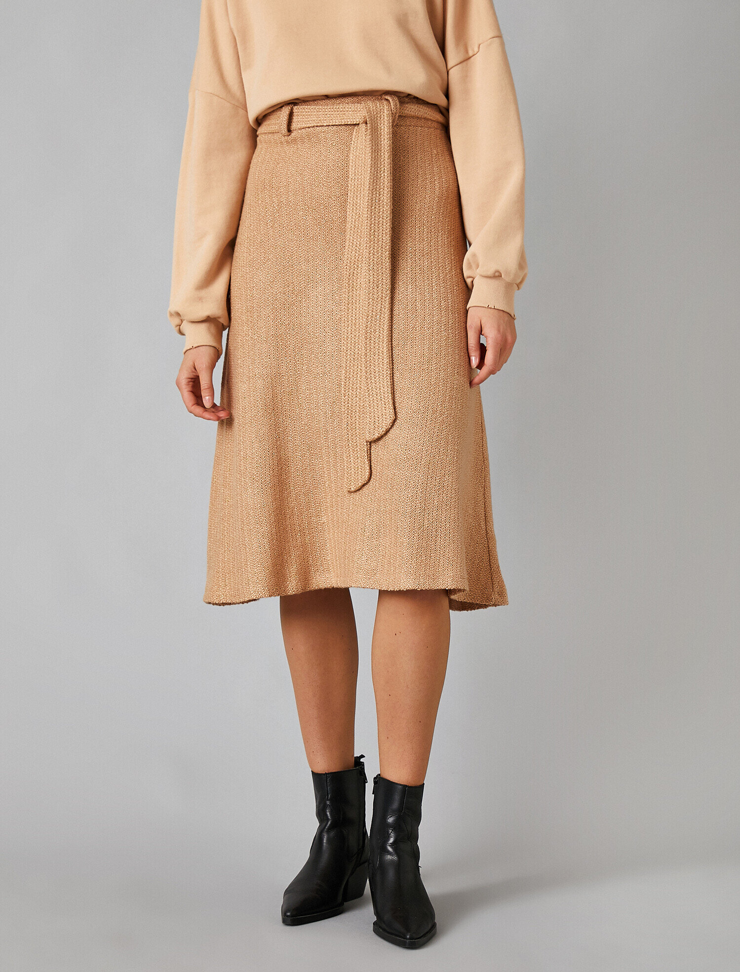   Yüksek Bel Kemerli A Kesim Midi Etek