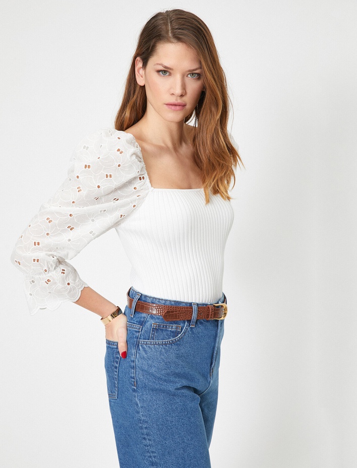  İslemeli Triko Kazak