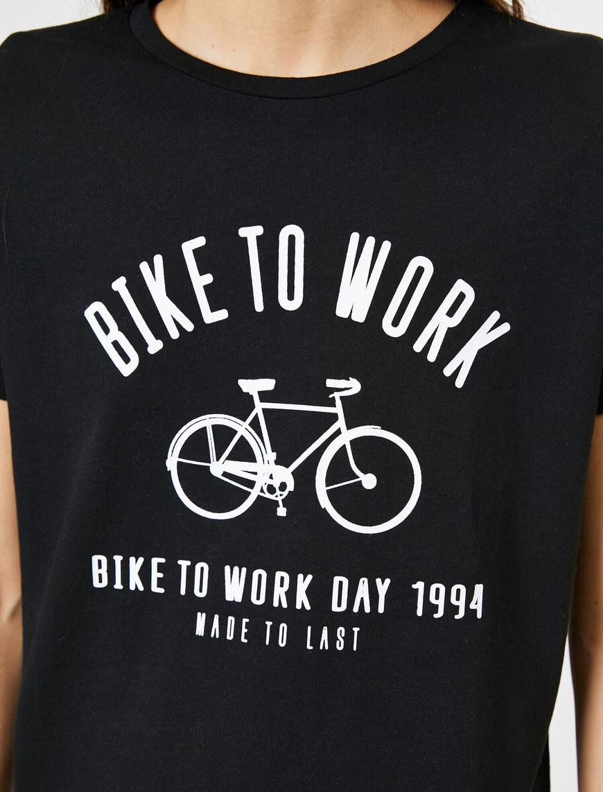   Bisiklet Yaka Baskılı Kısa Kol Tişört