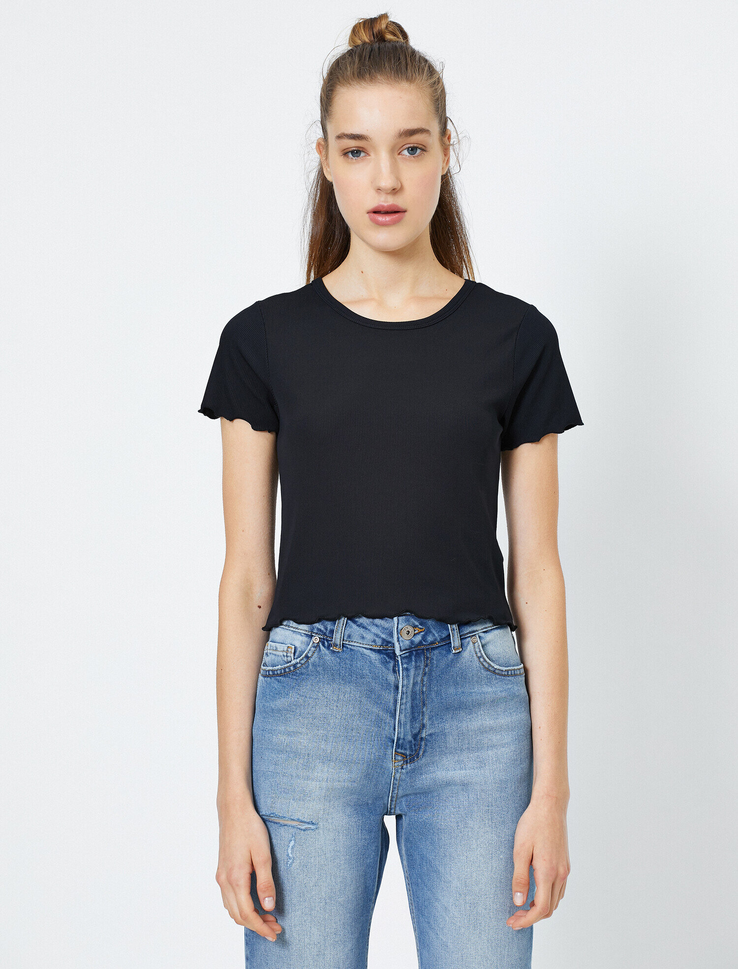   Bisiklet Yaka Kısa Kol Tişört