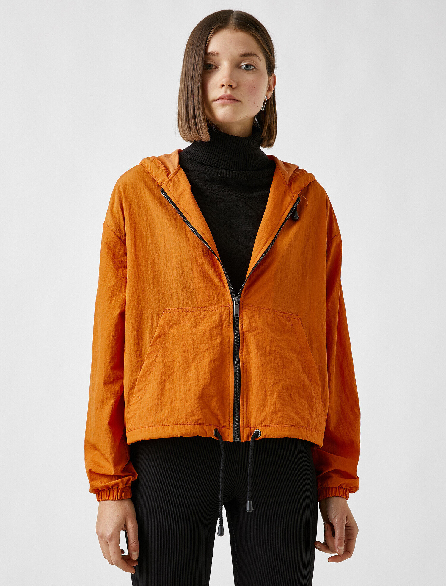   Kapüşonlu Yağmurluk