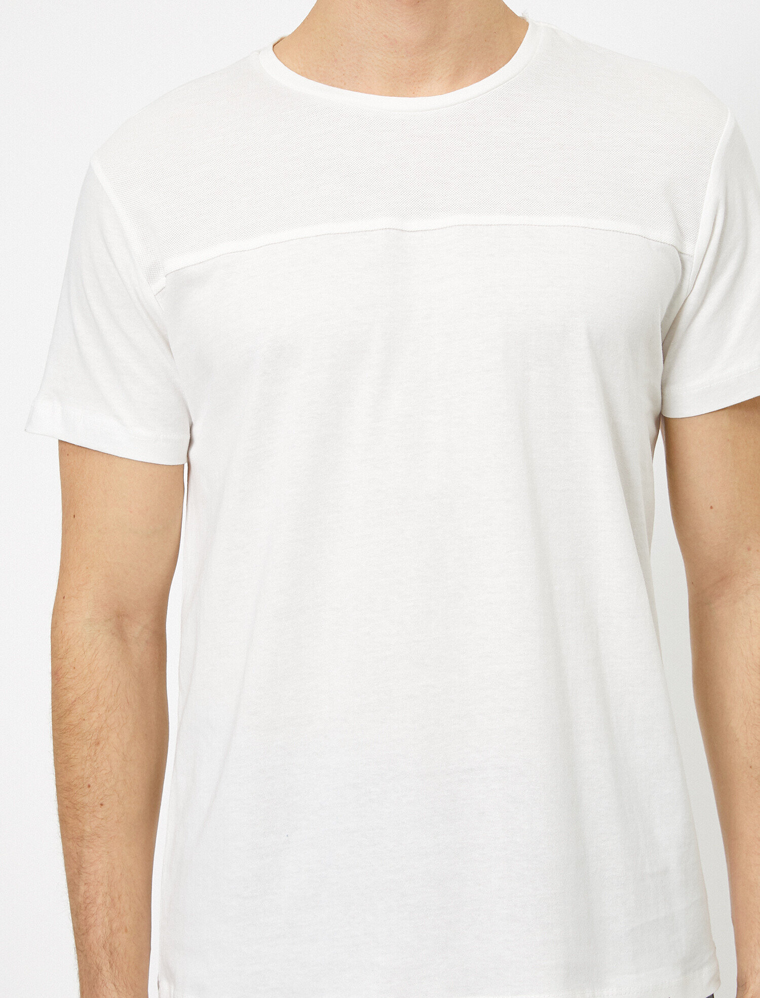 Bisiklet Yaka Tişört Panelli Pike Kumaş Detaylı Dar Kesim