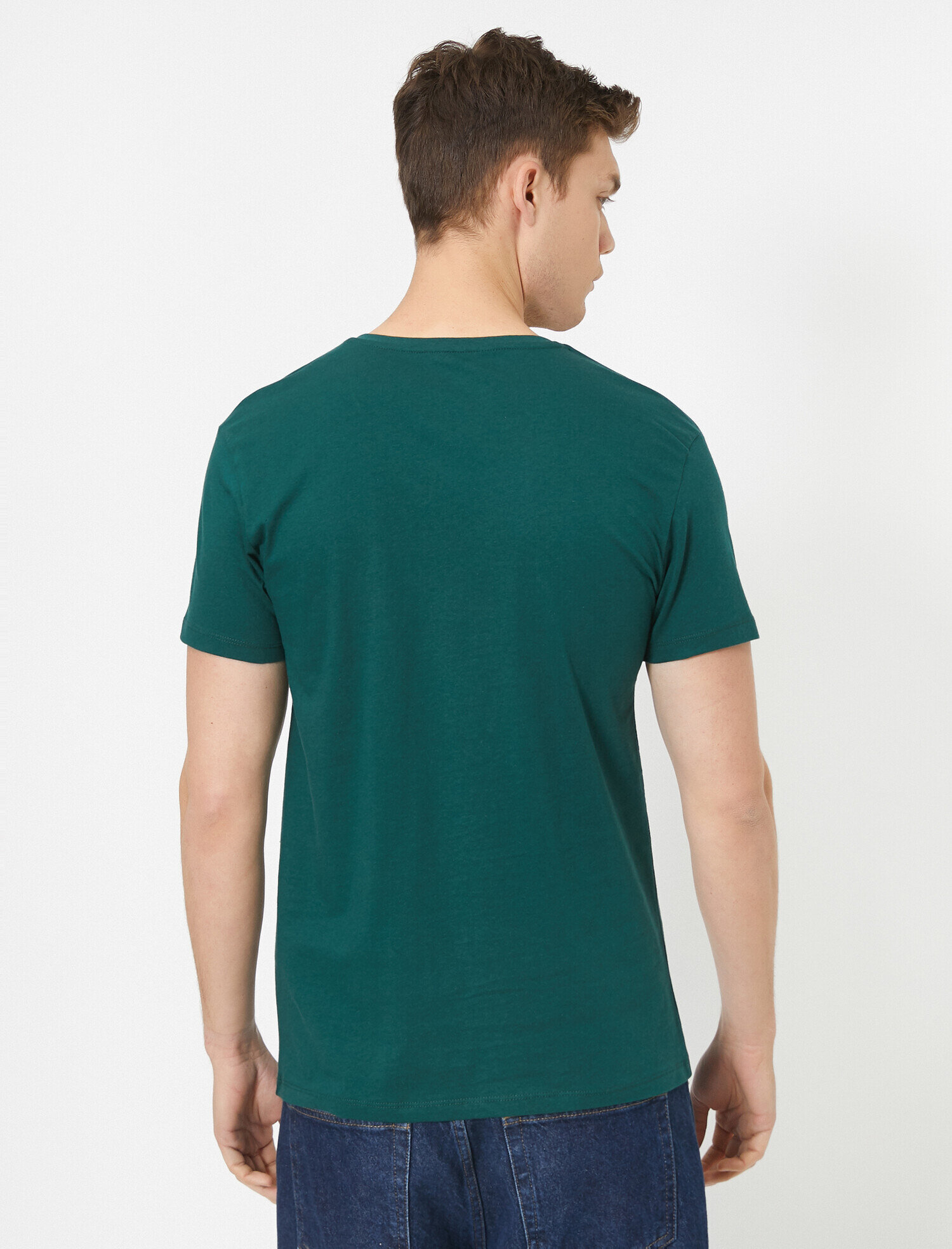   V Yaka Pamuklu Dar Kesim Basic Tişört