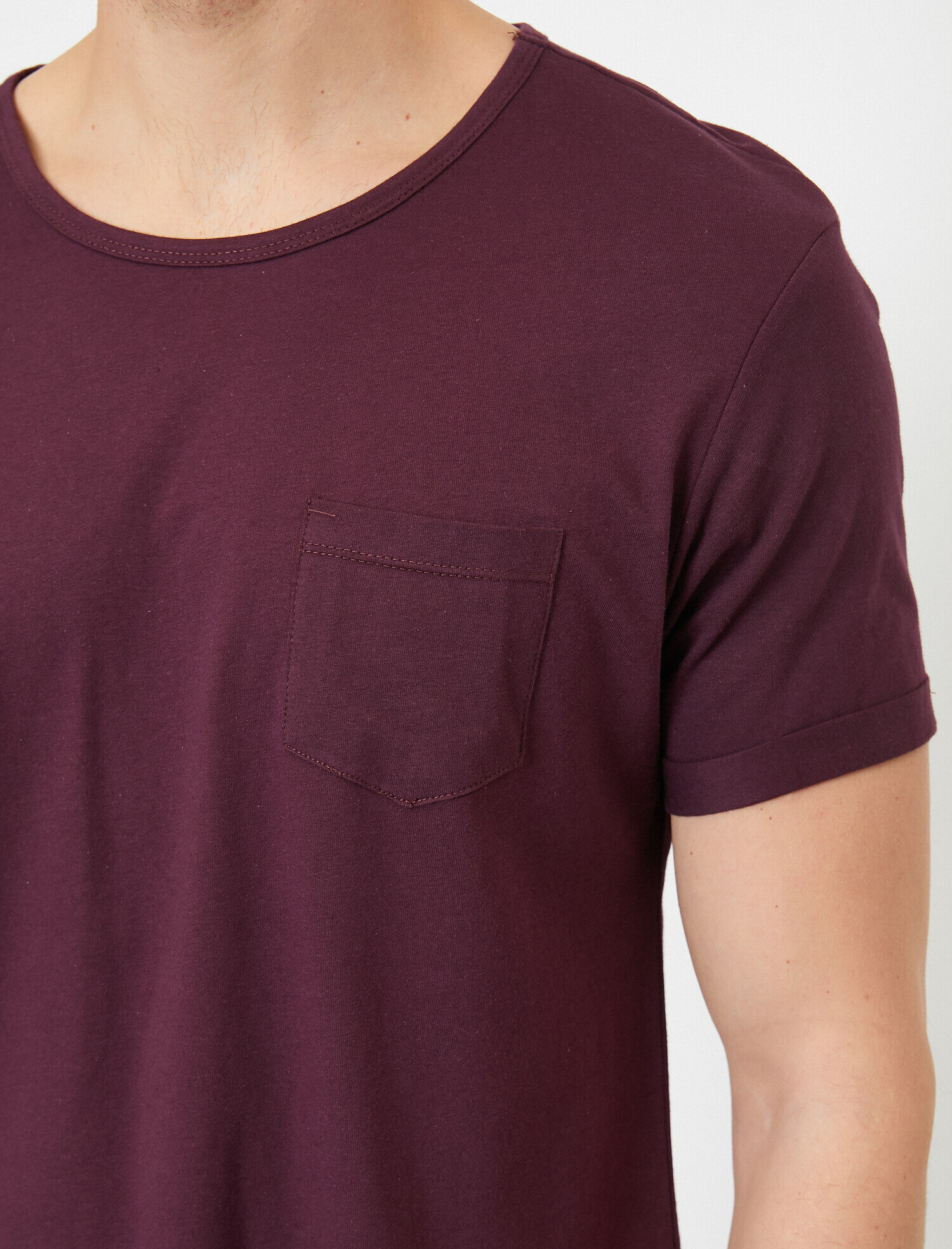 Bisiklet Yaka Cep Detaylı Kolları Katlamalı Slim Fit Tişört