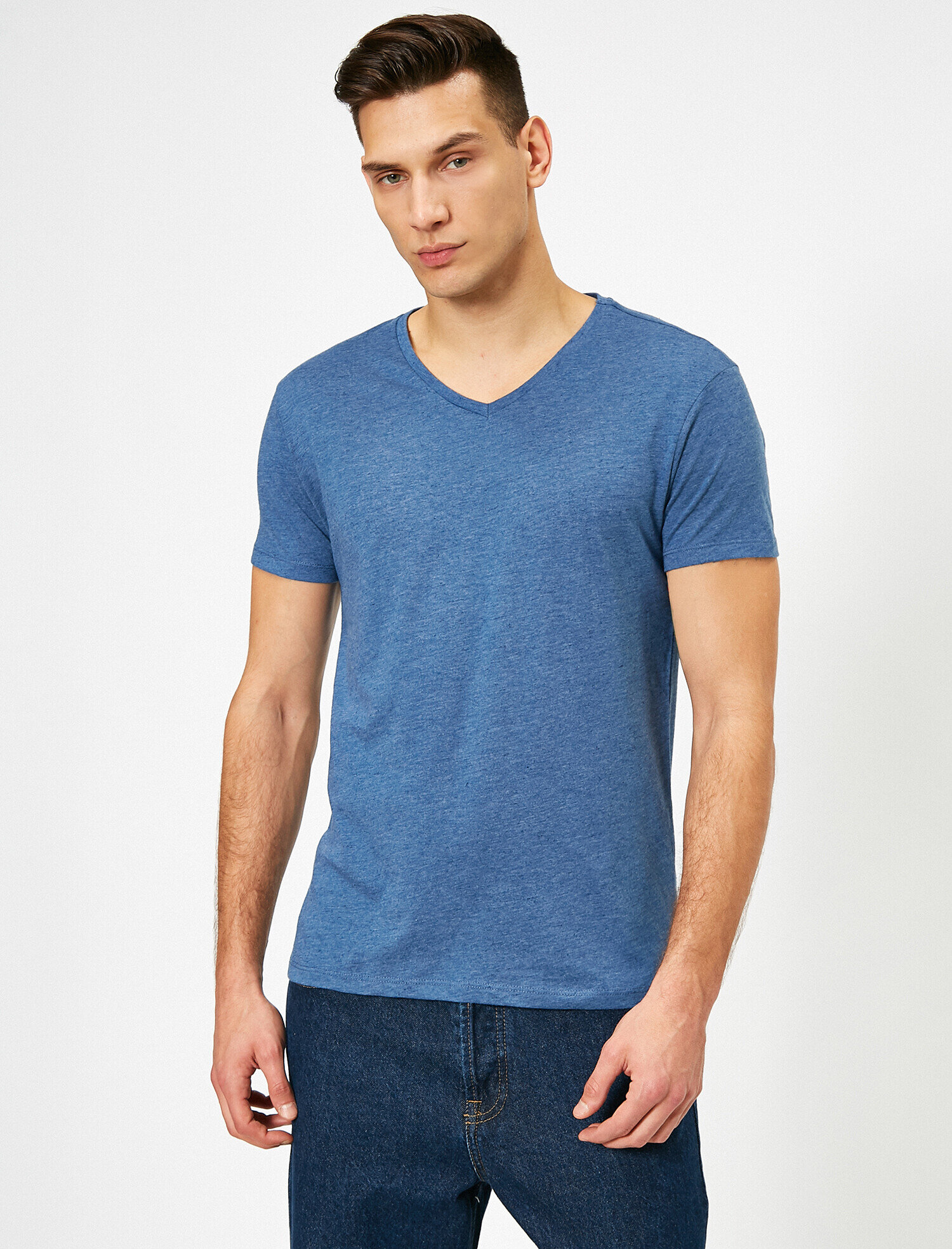   V Yaka Tişört Kısa Kollu