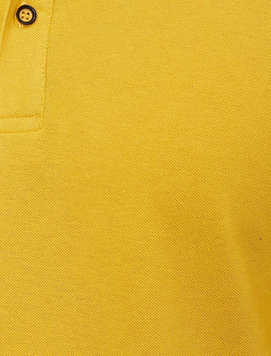  Polo Yaka Düğme Detaylı Dar Kesim Tişört