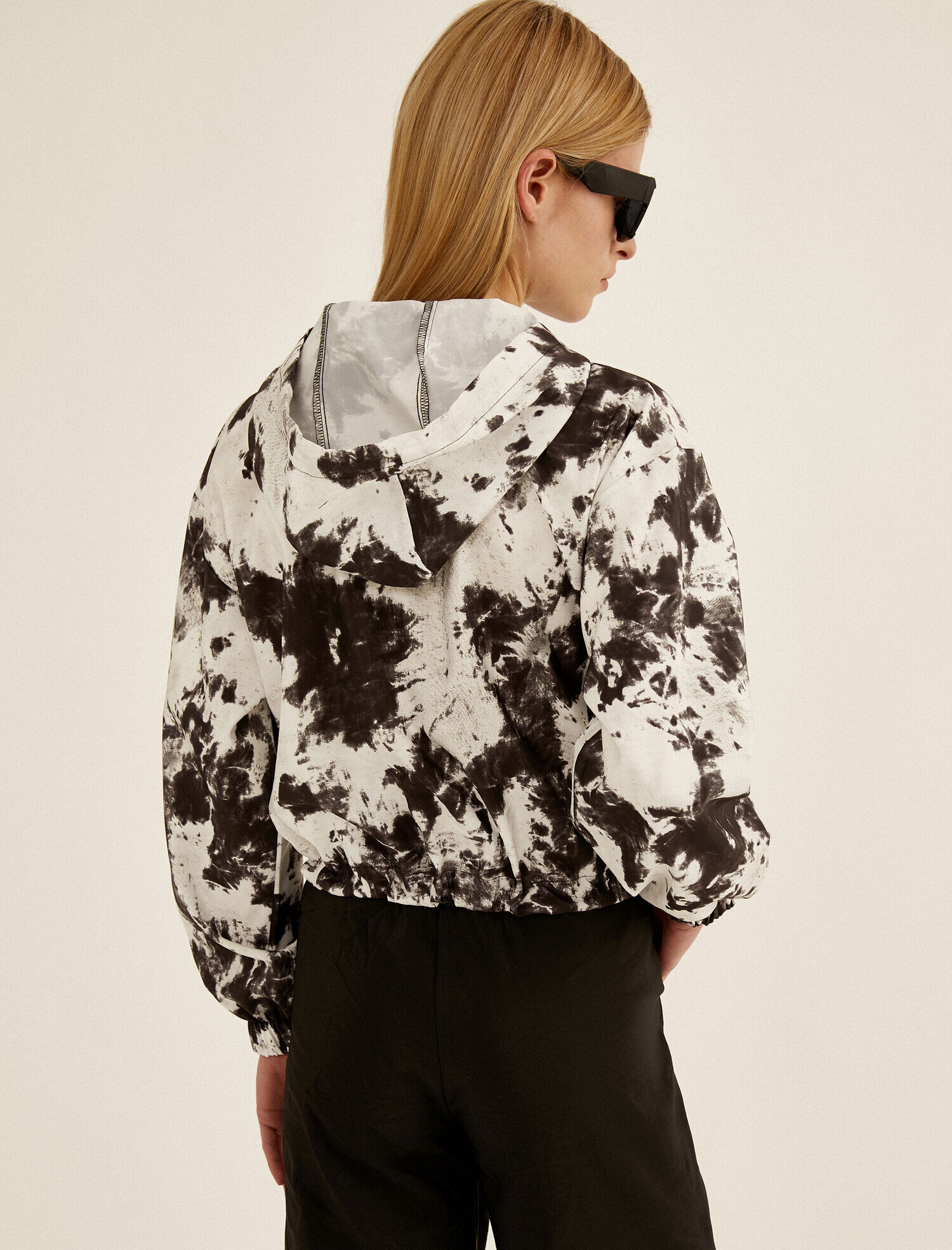   Crop Bluz Kapüşonlu Uzun Kollu Fermuar Detaylı