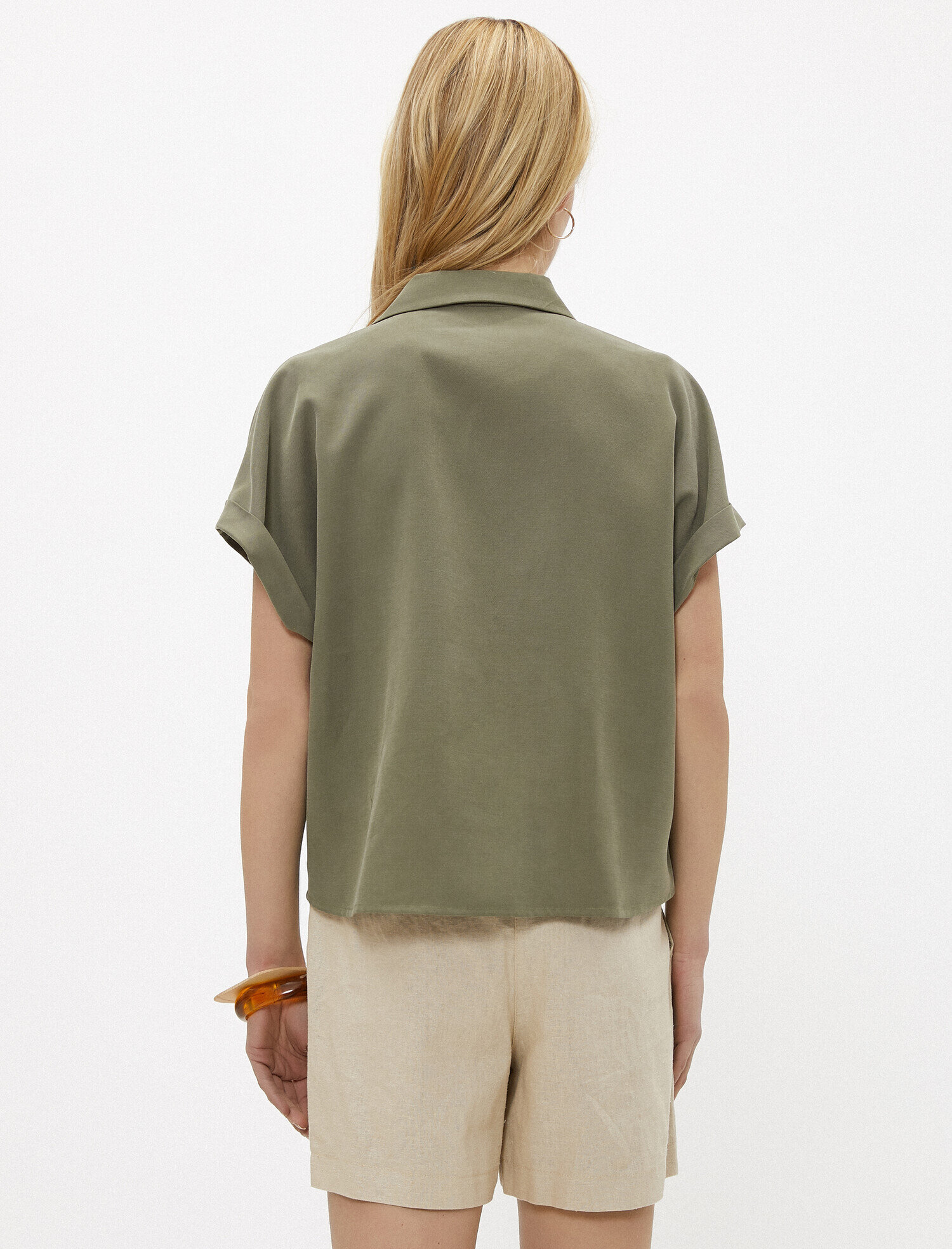   Kısa Kollu Cepli Gömlek