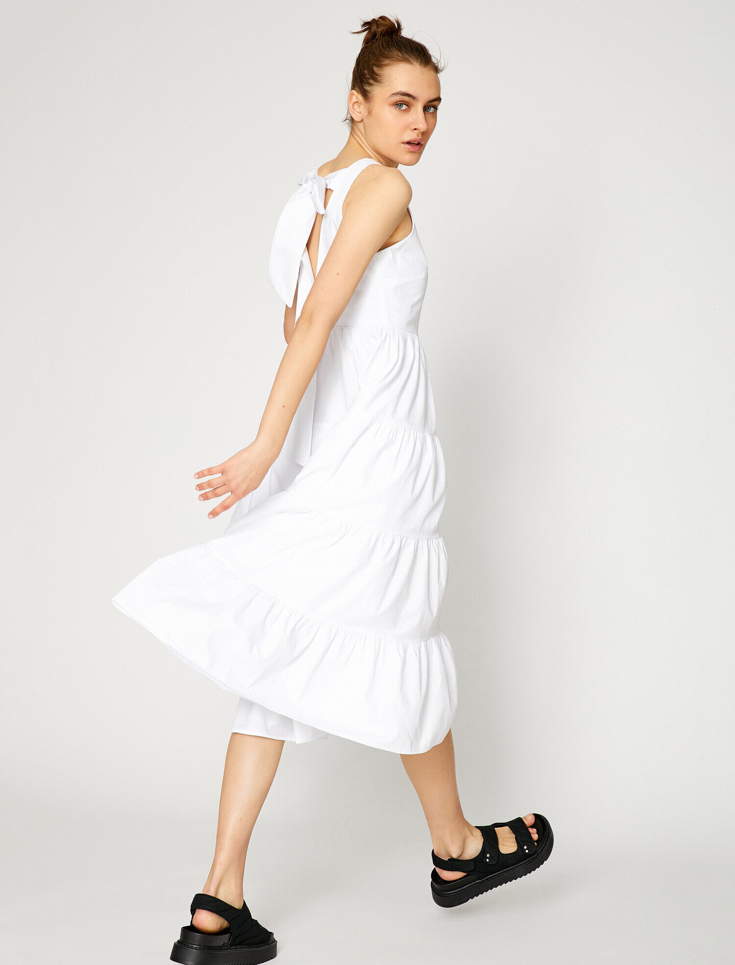 Uzun Elbise Poplin Halter Yaka