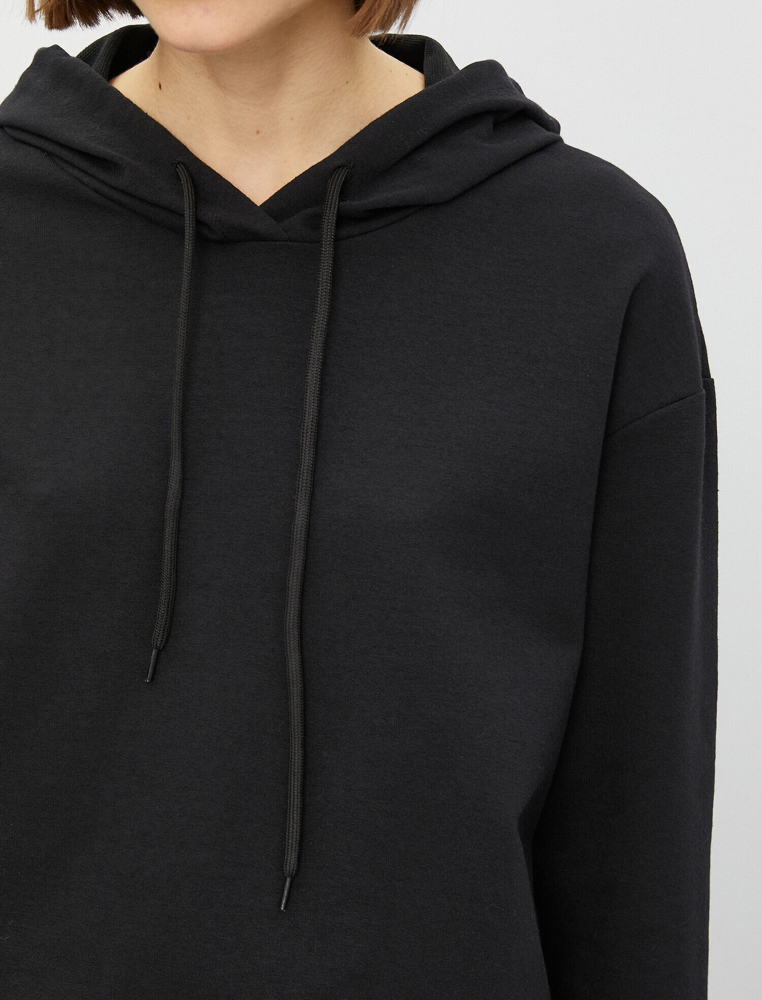   Kapüşonlu Sweatshirt