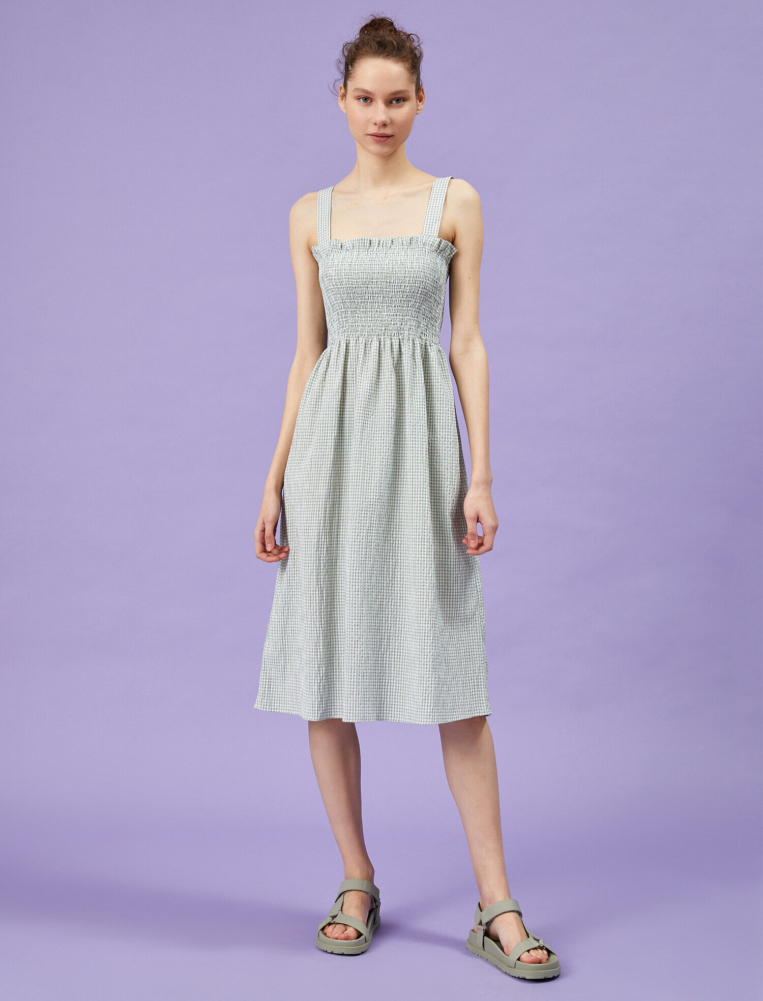   Kareli Elbise Askılı Pamuklu