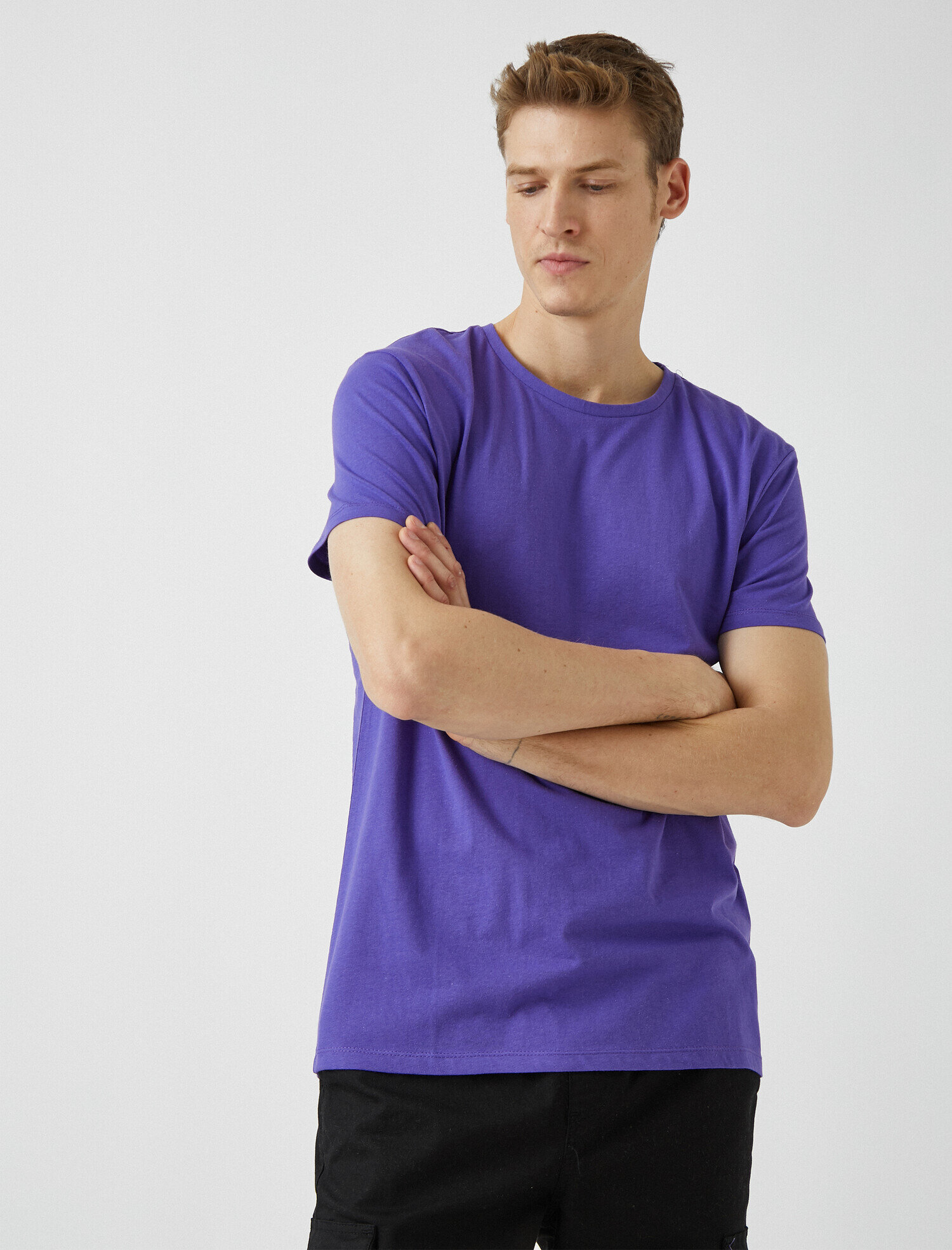   Basic Kısa Kollu Bisiklet Yaka Tişört