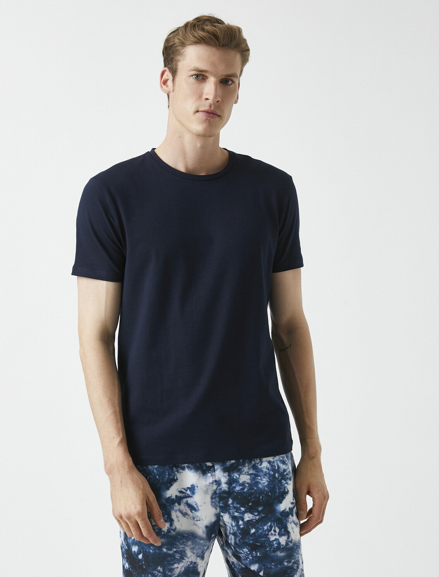   Bisiklet Yaka Tişört Kısa Kollu Basic Pamuklu