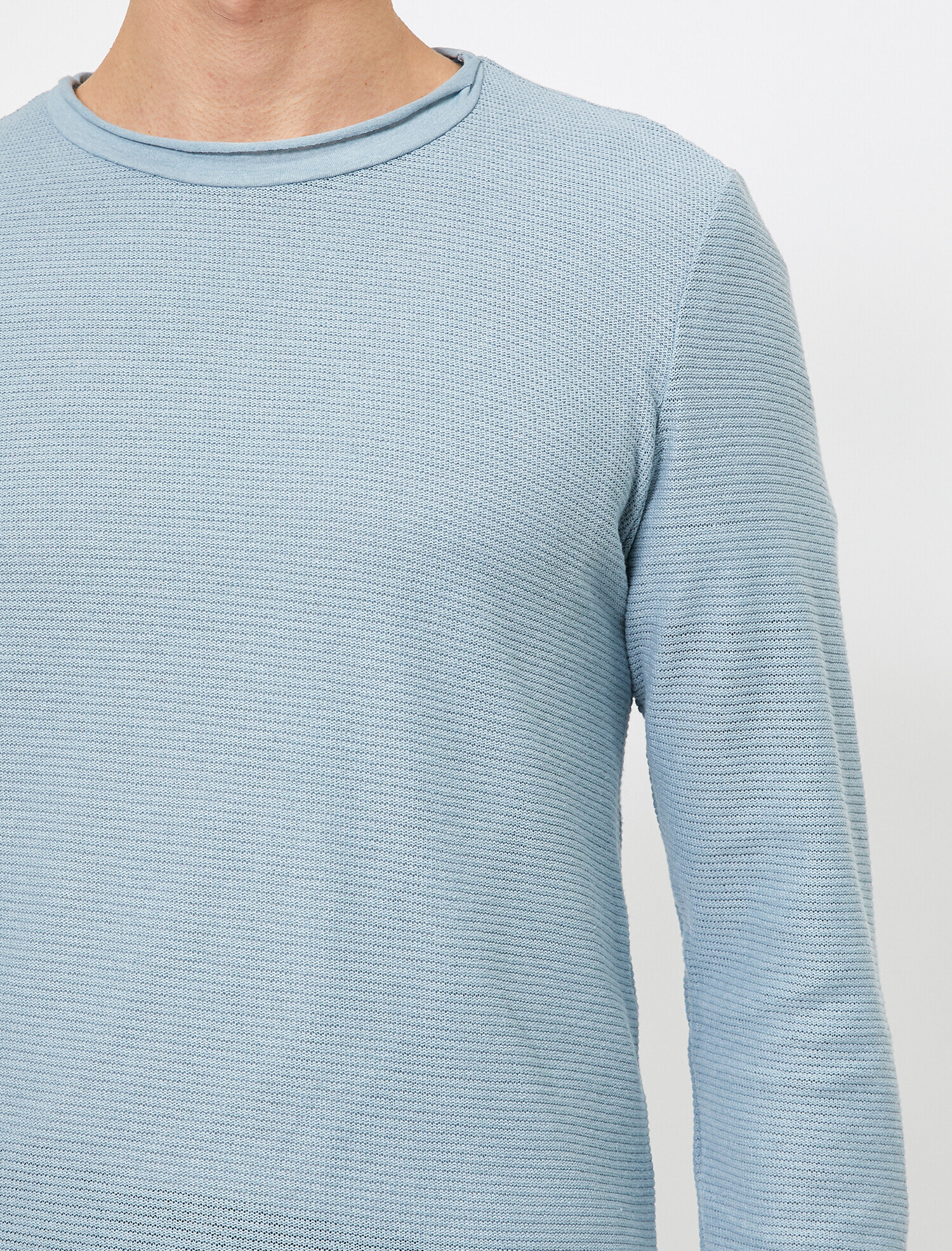   Bisiklet Yaka Dokulu Kumaş Mevsimlik Slim Fit Kazak