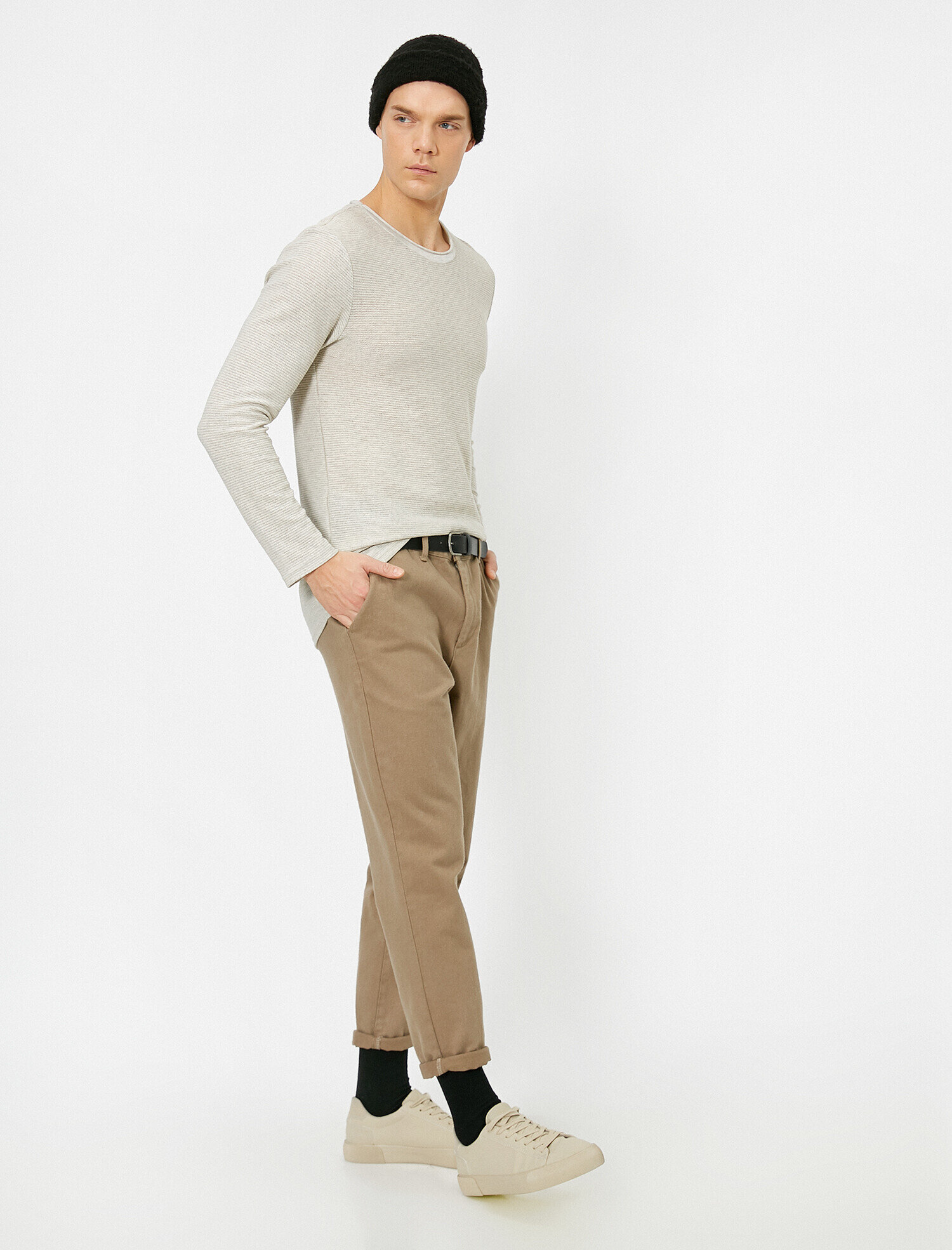   Bisiklet Yaka Dokulu Kumaş Mevsimlik Slim Fit Kazak