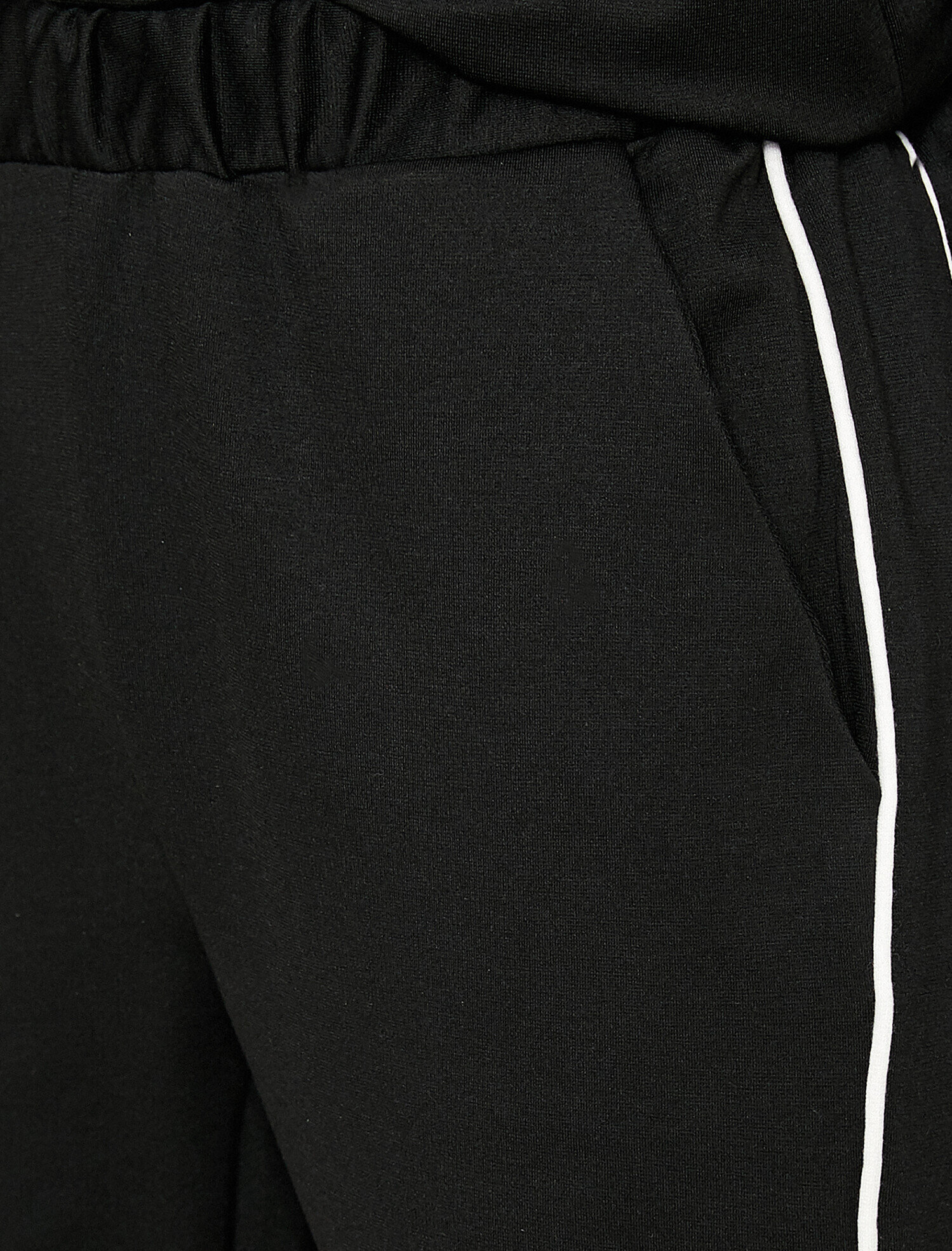   Pamuklu Şerit Detaylı Pantolon