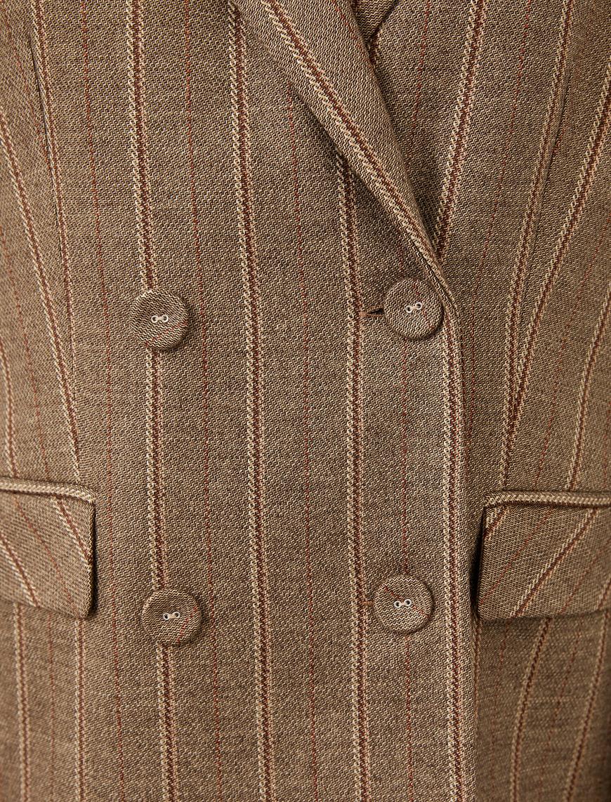   Düğme Detaylı Blazer Ceket