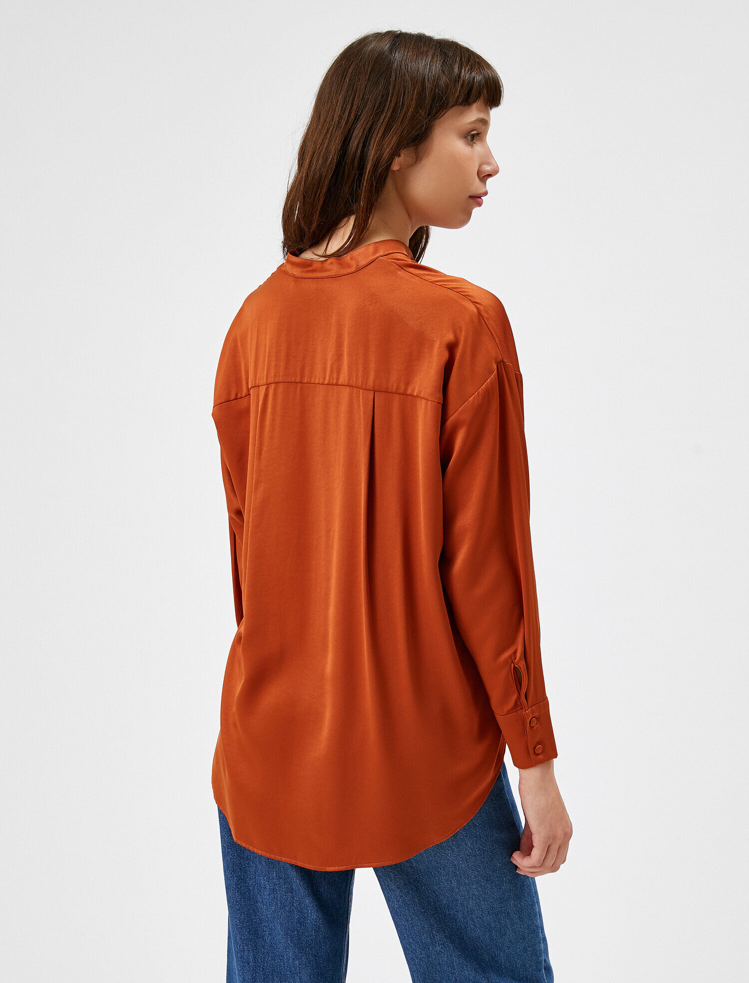   Mandarin Yaka Düğmeli Saten Gömlek