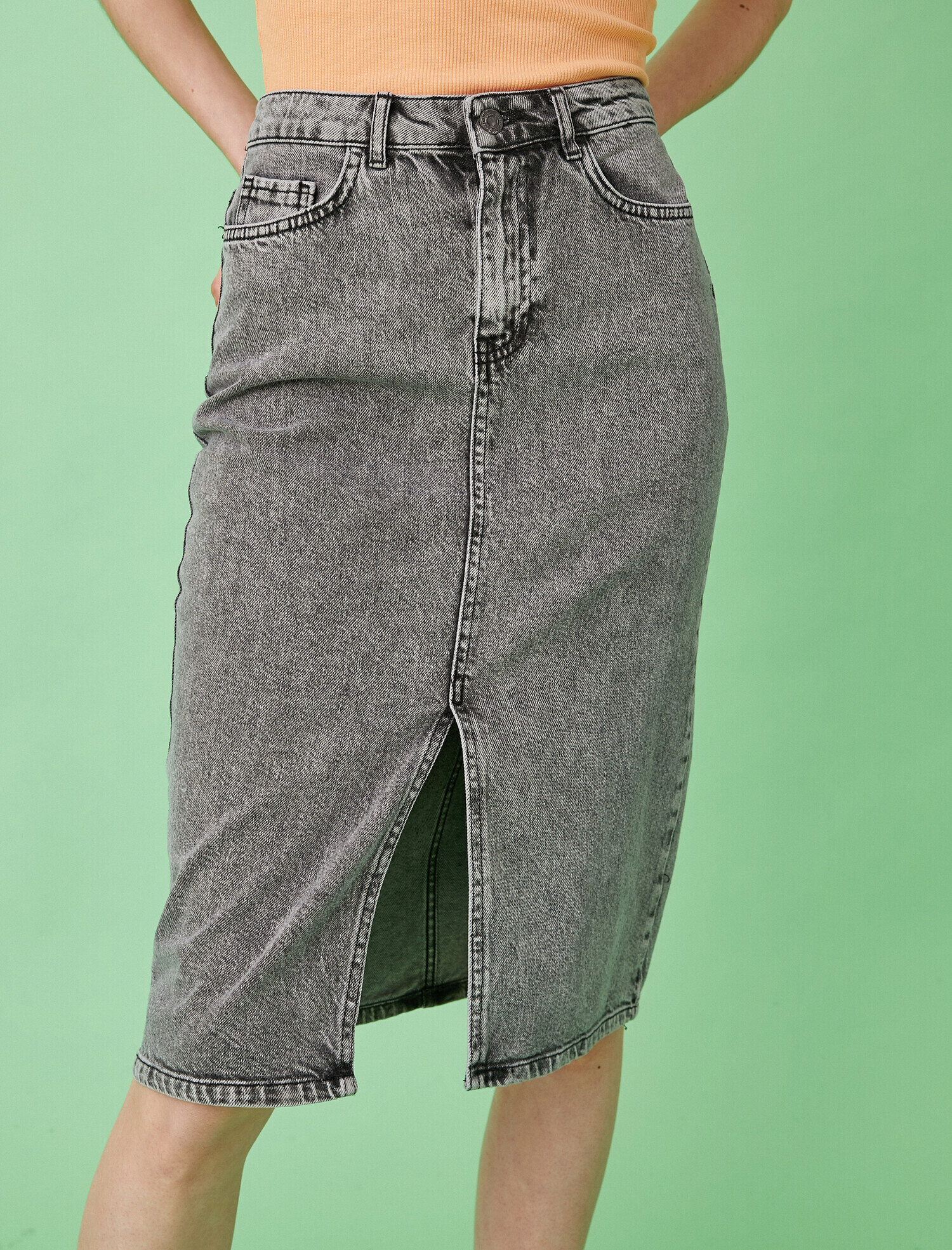   Pamuklu Yırtmaçlı Kot Etek