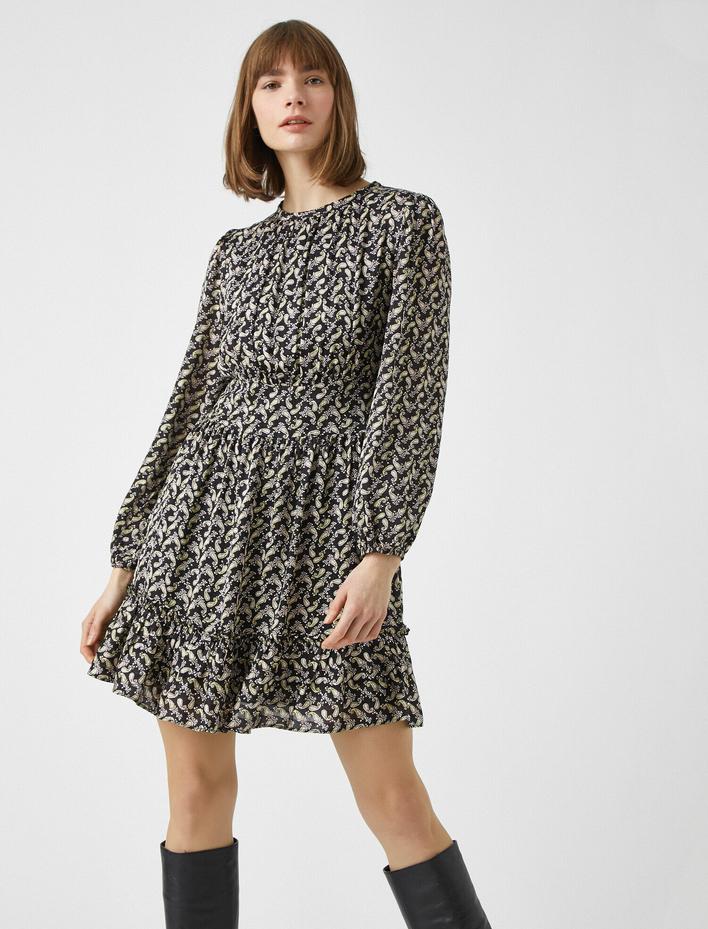  Bisiklet Yaka Uzun Kollu Şal Desenli Kısa Elbise