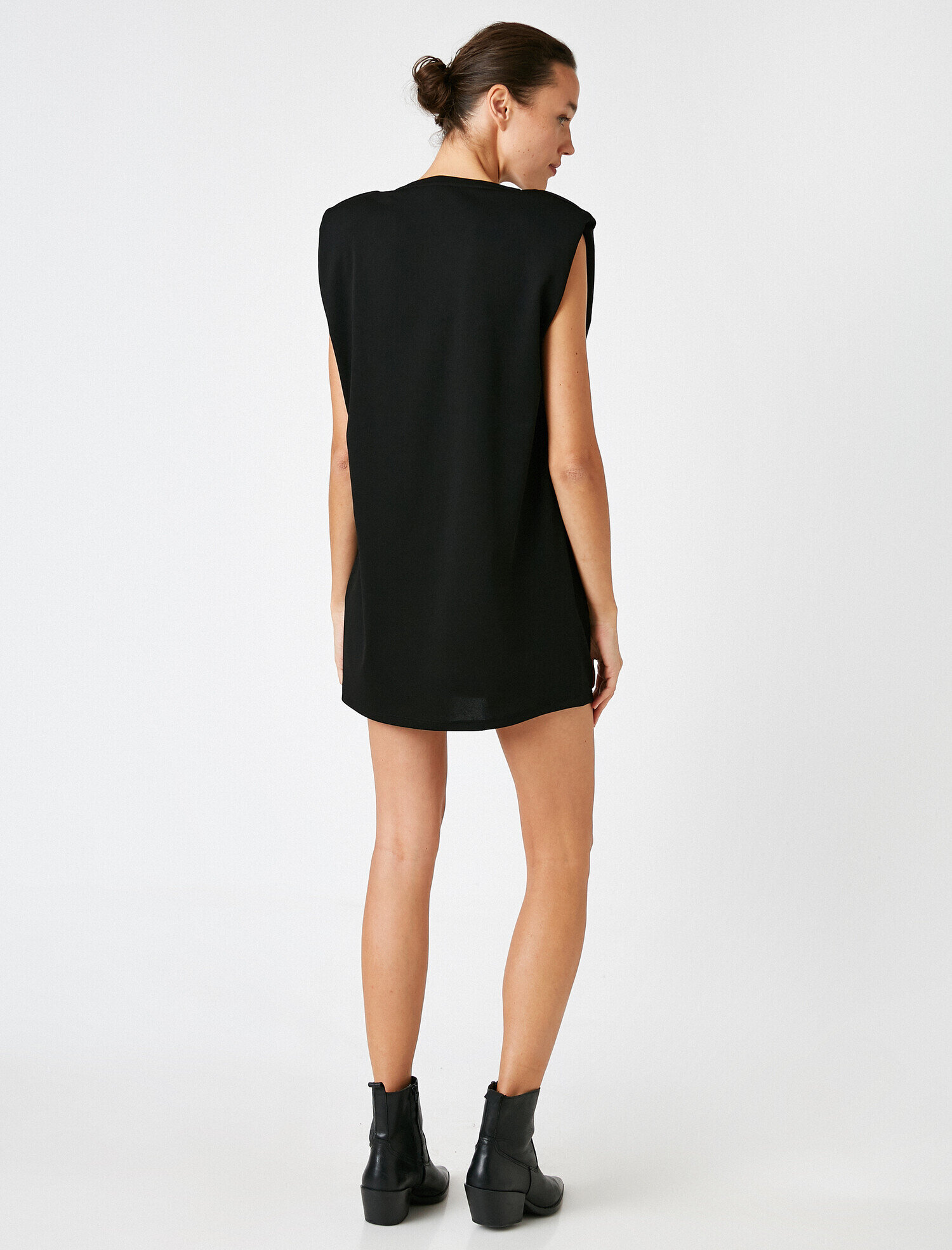   Vatkalı Kısa Elbise